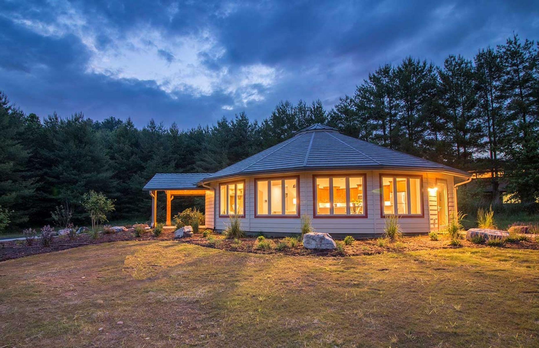 Storm-proof home, North Carolina, USA