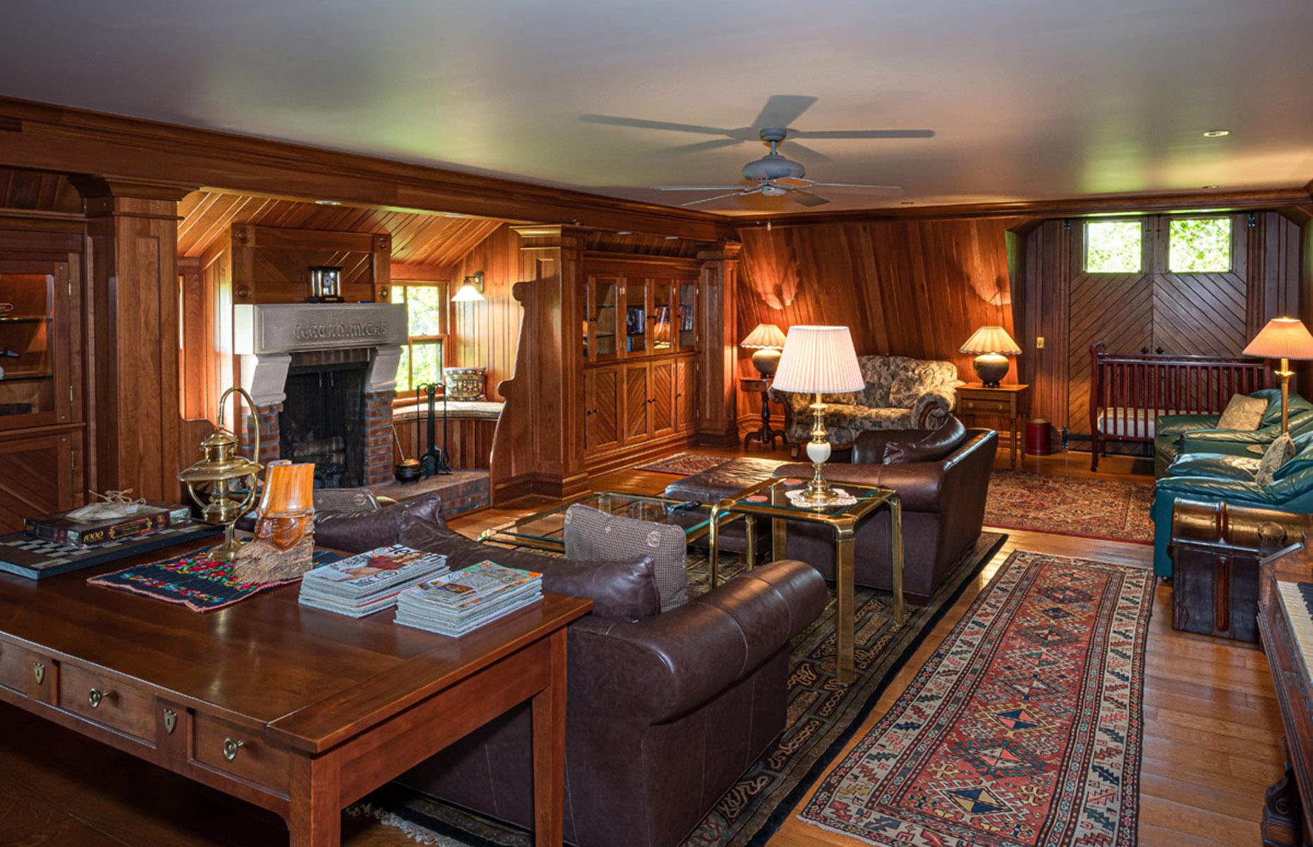 A grand guest house 