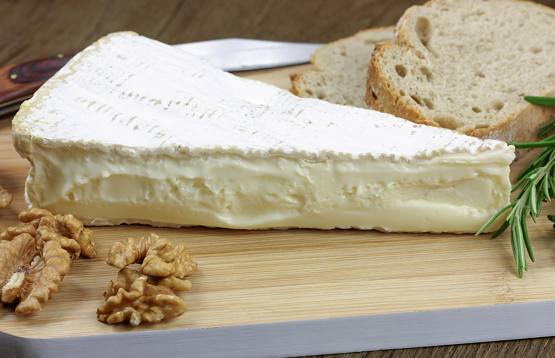 8. Brie de Meaux, Francia