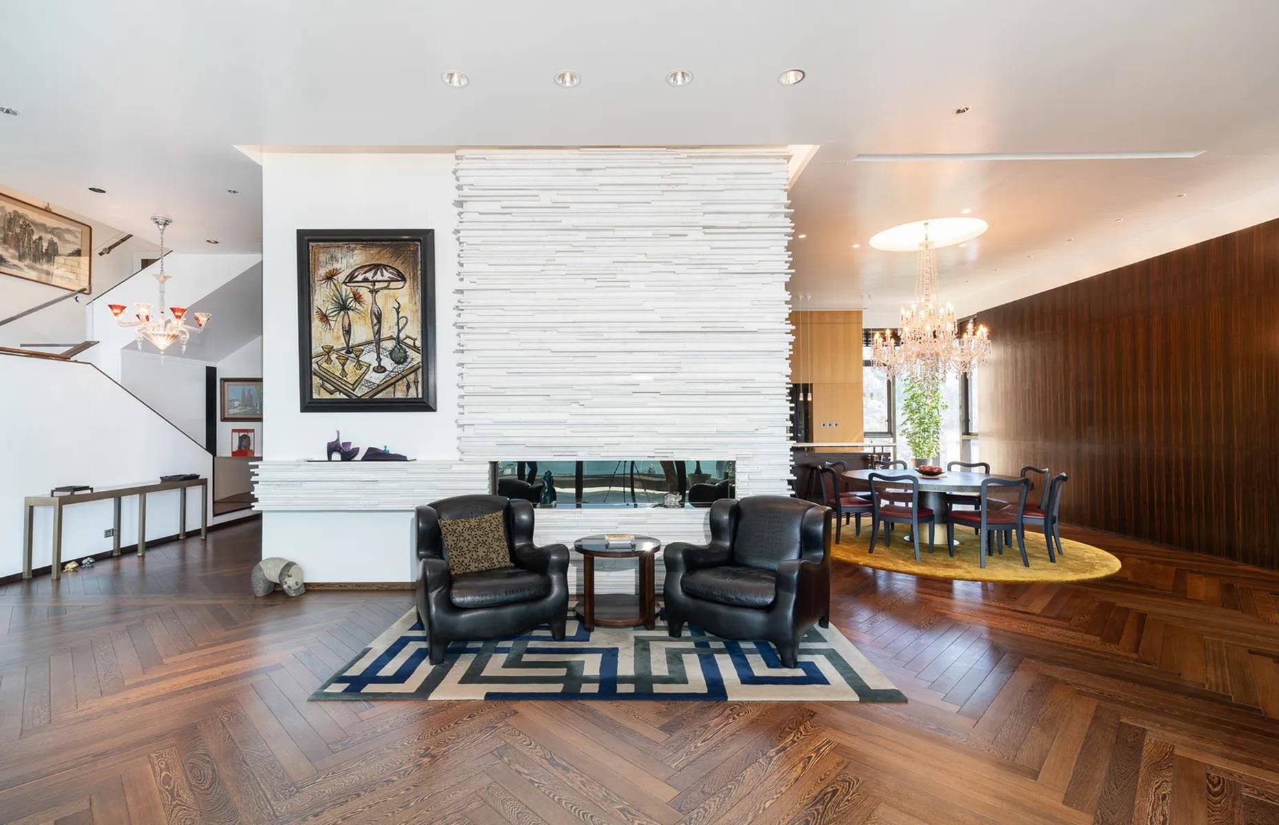 Duplex-Wohnung, Mid-Levels West, Hongkong