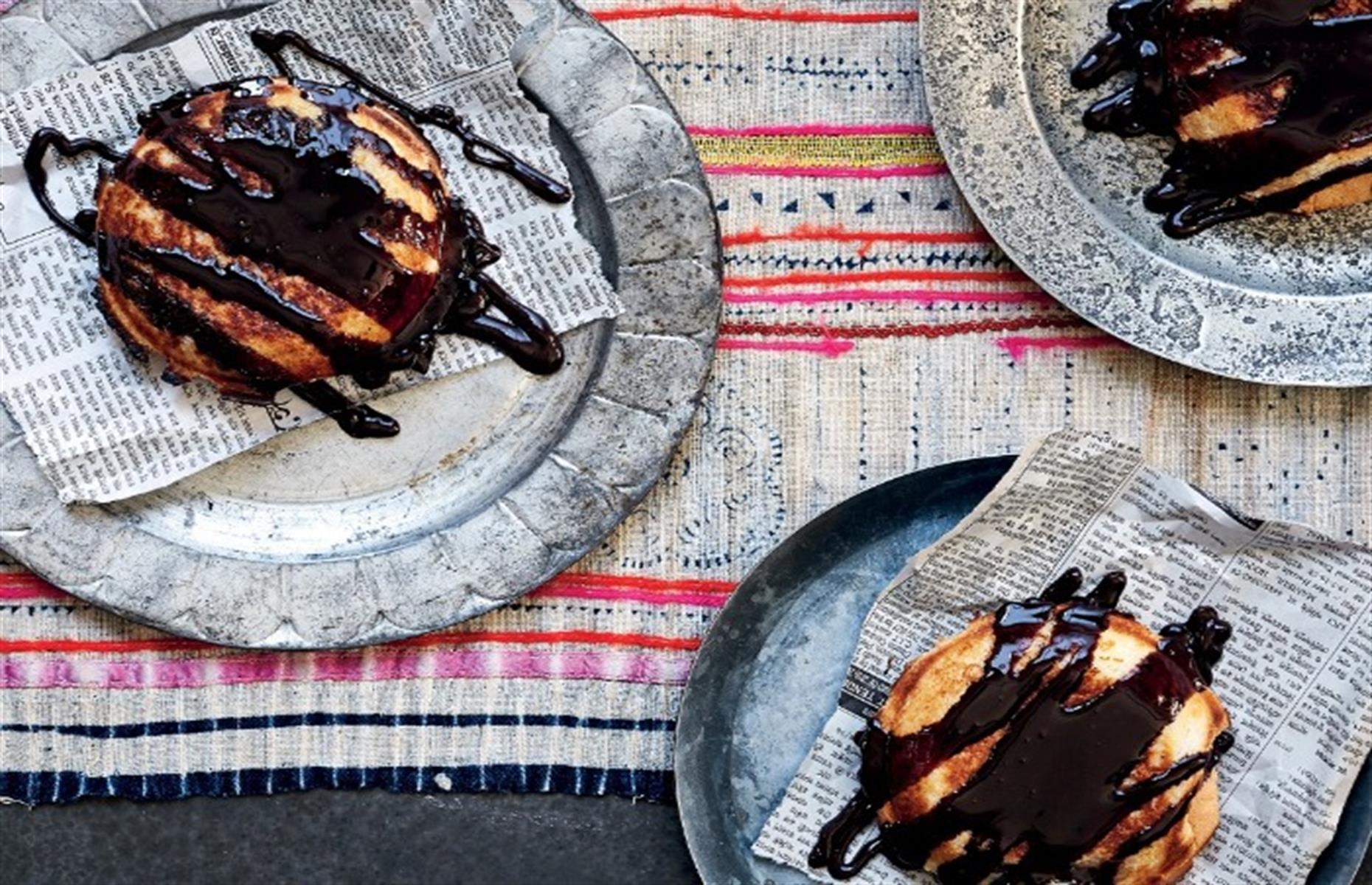 Chocolate toasted sandwich