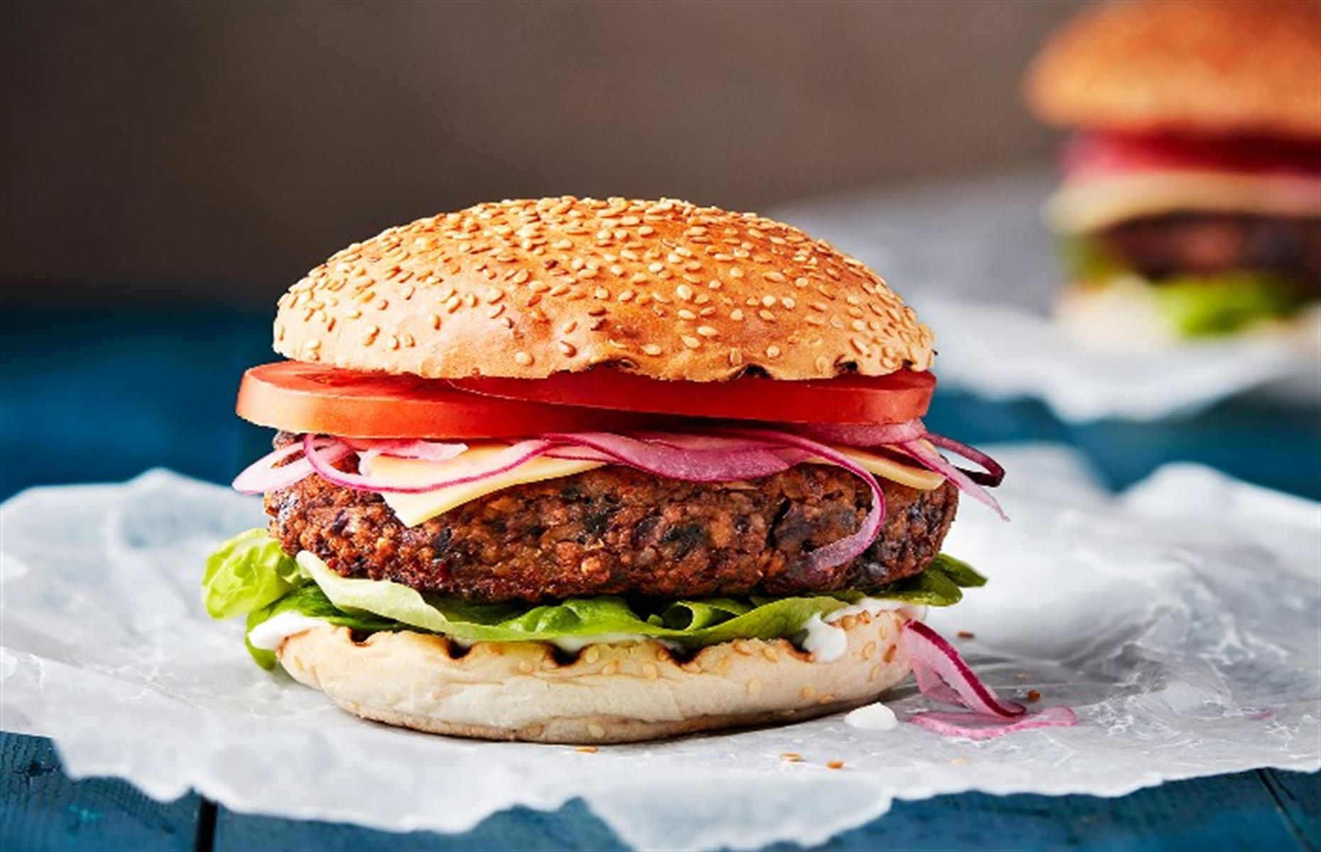 Vegan burger with 'bacon'