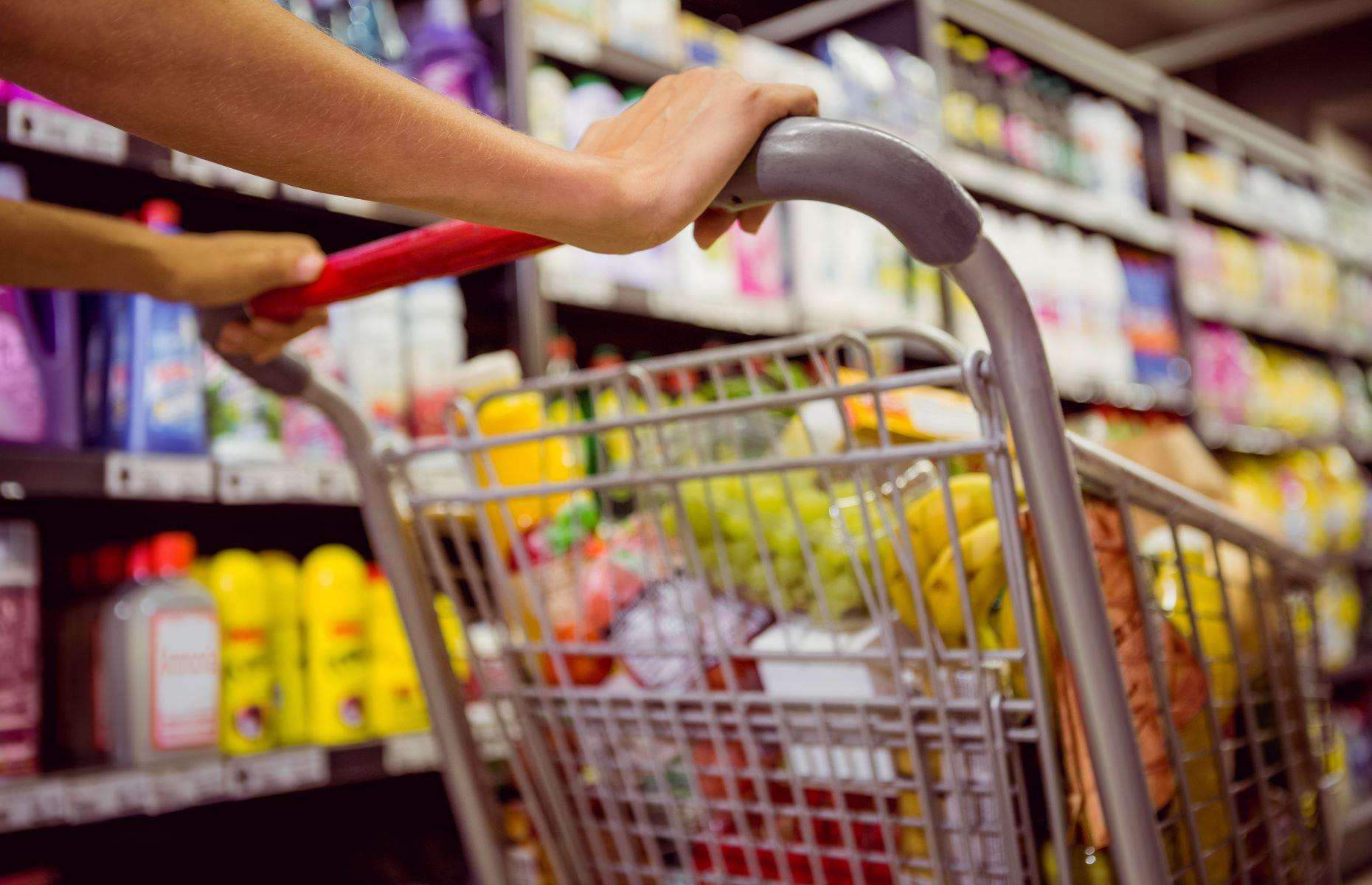 The price of groceries soars by 13.5%