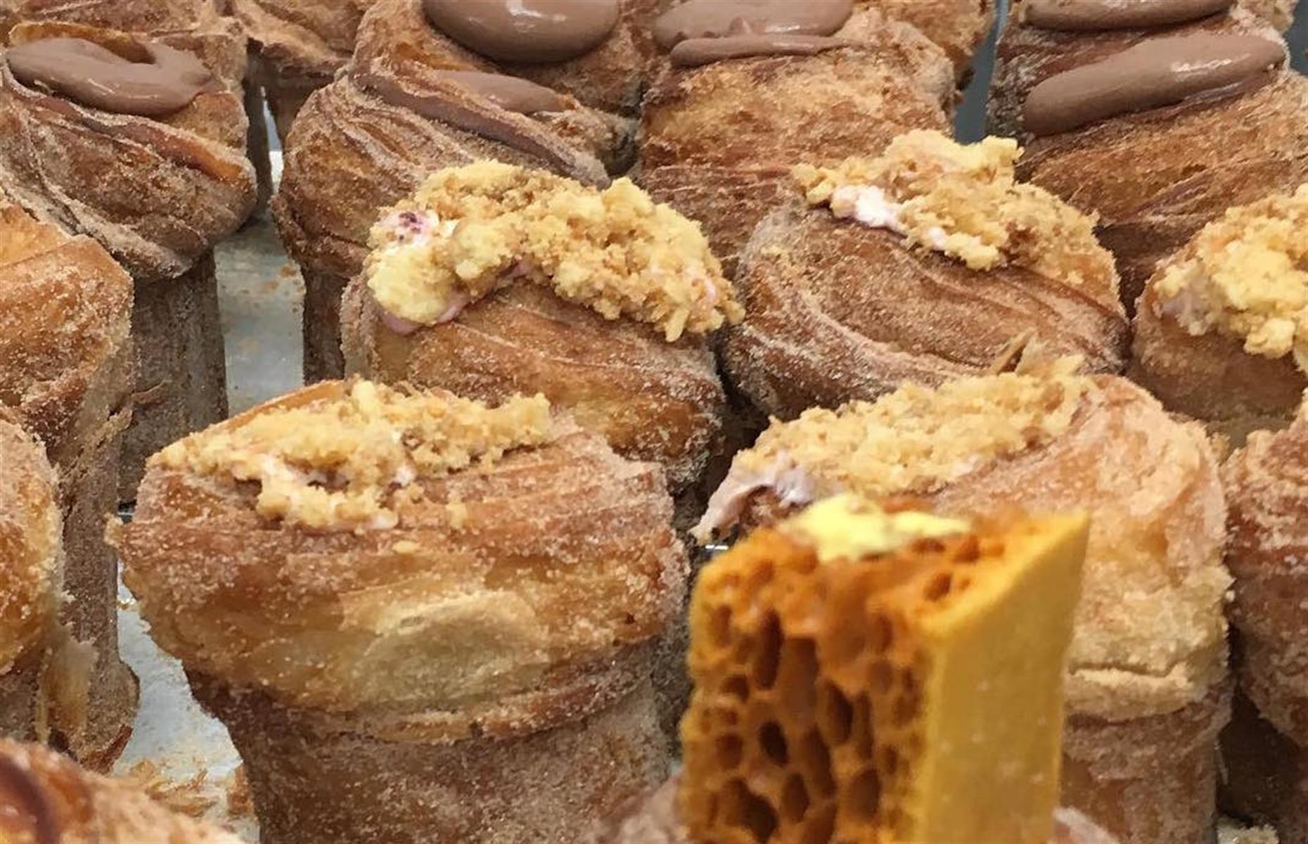 Cruffin
