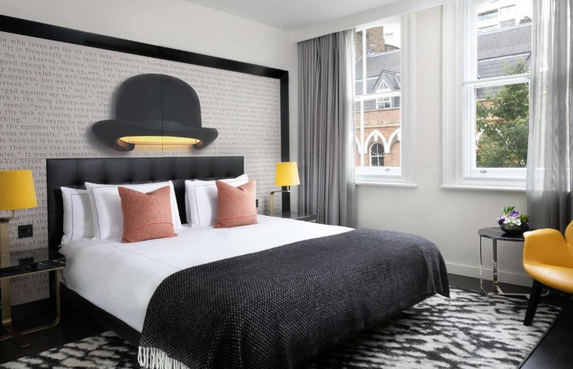 17. Holmes Hotel London, England