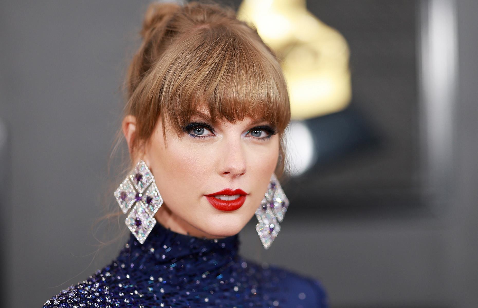Taylor Swift: $1.600 millones (1.500 millones de euros)