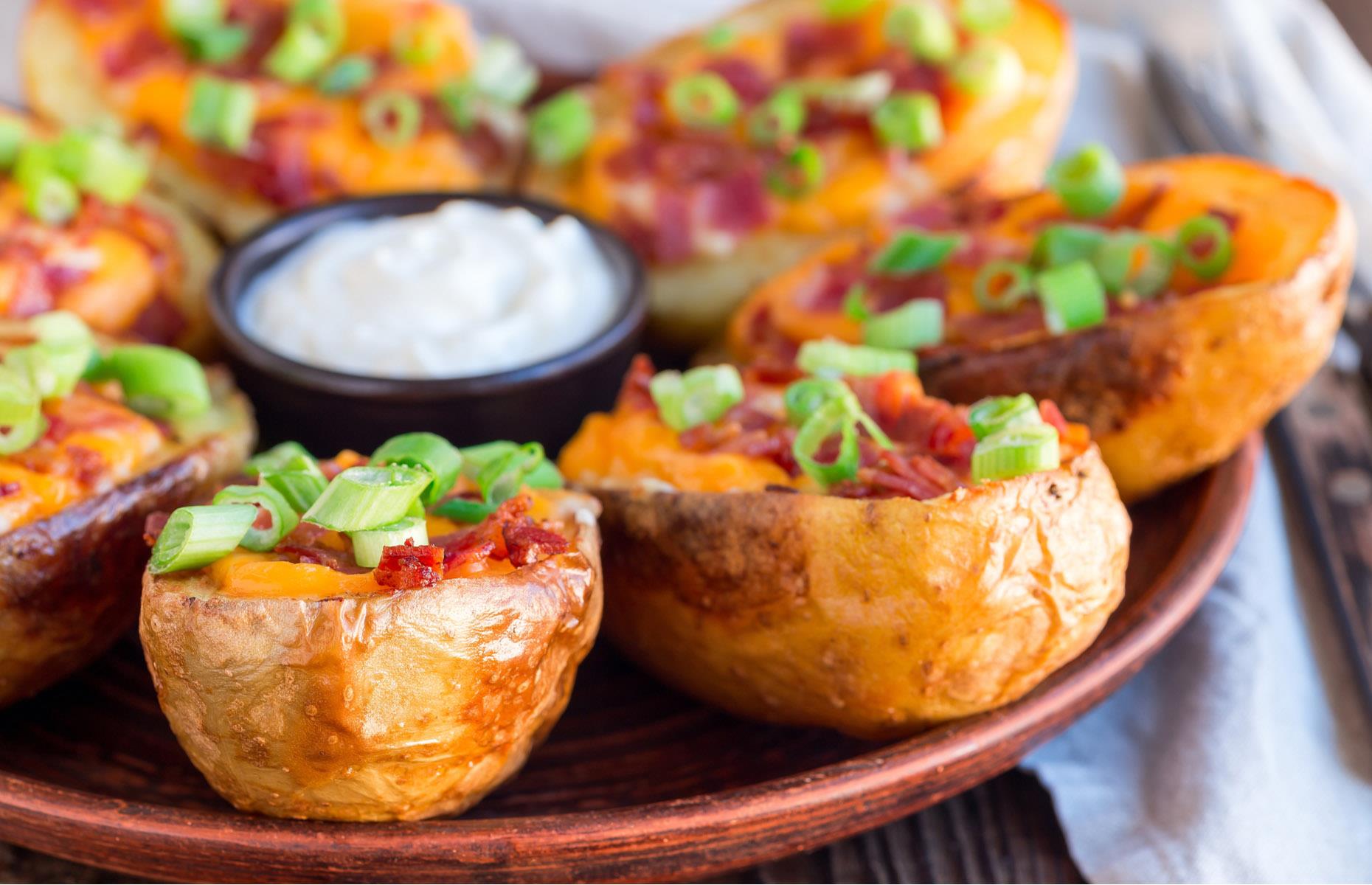 1970s: loaded potato skins
