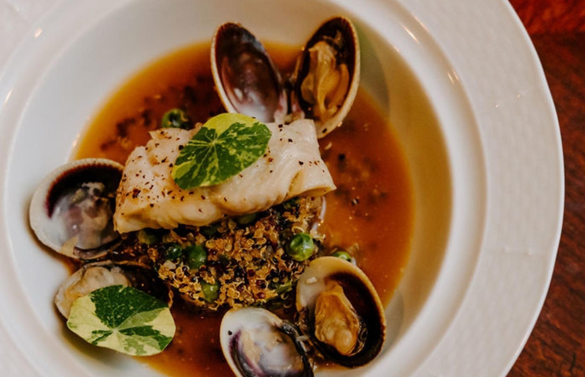 Maryland: Smokehouse Restaurant, Antrim 1844, Taneytown