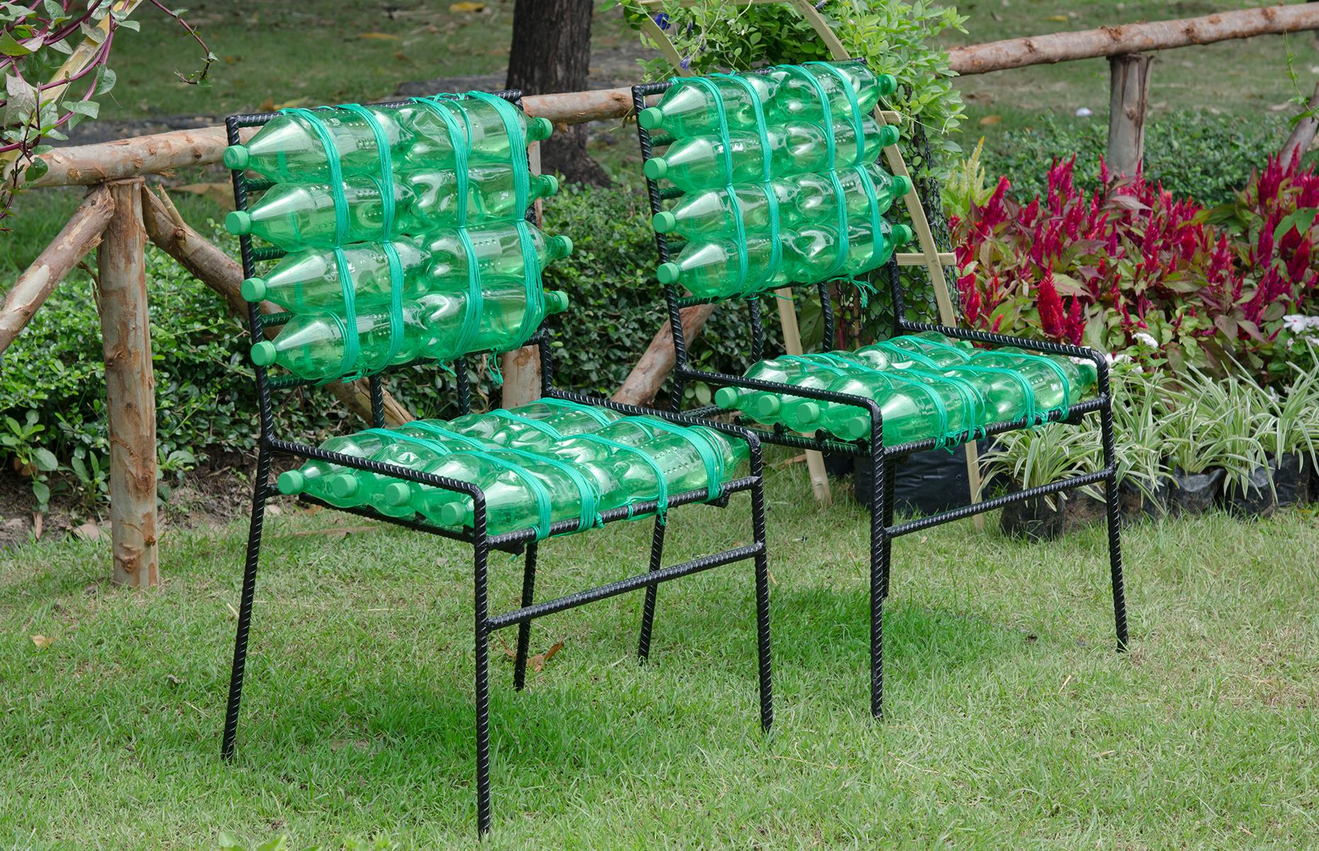 Upcycle plastic garden deals chairs