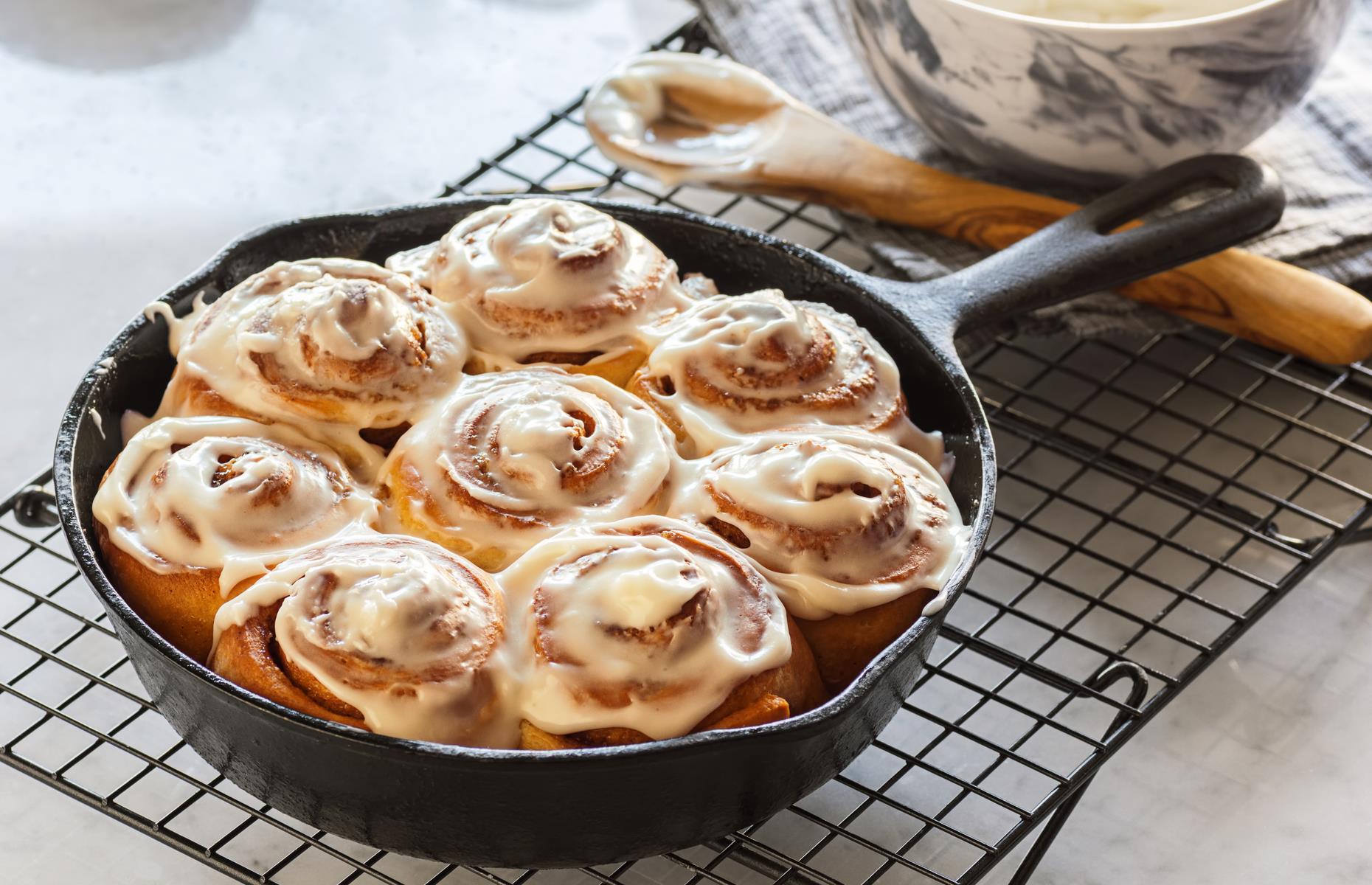 Chill cinnamon roll dough for tighter rolls