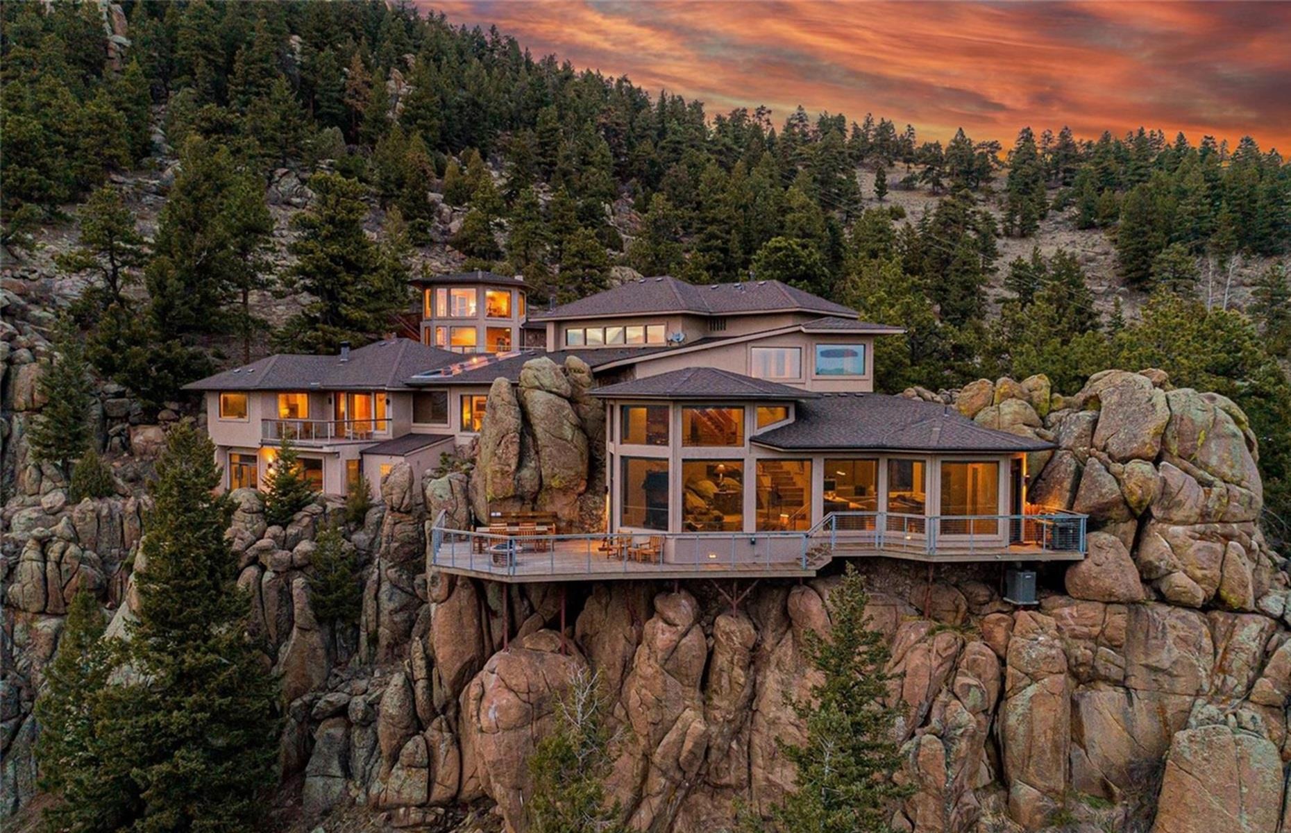 Casa de lujo en la montaña, Colorado, EE. UU.