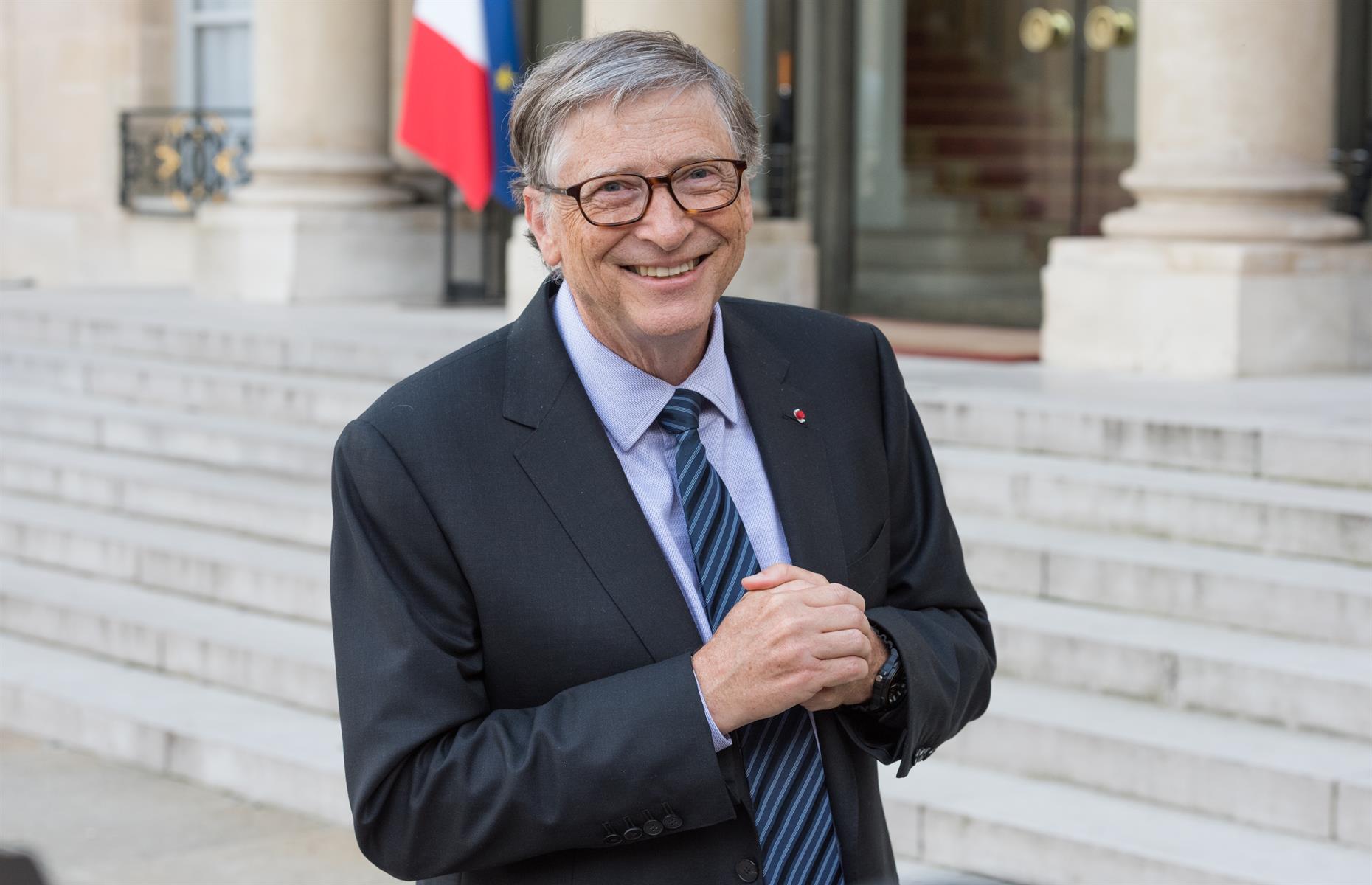 Bill Gates – 4.9%