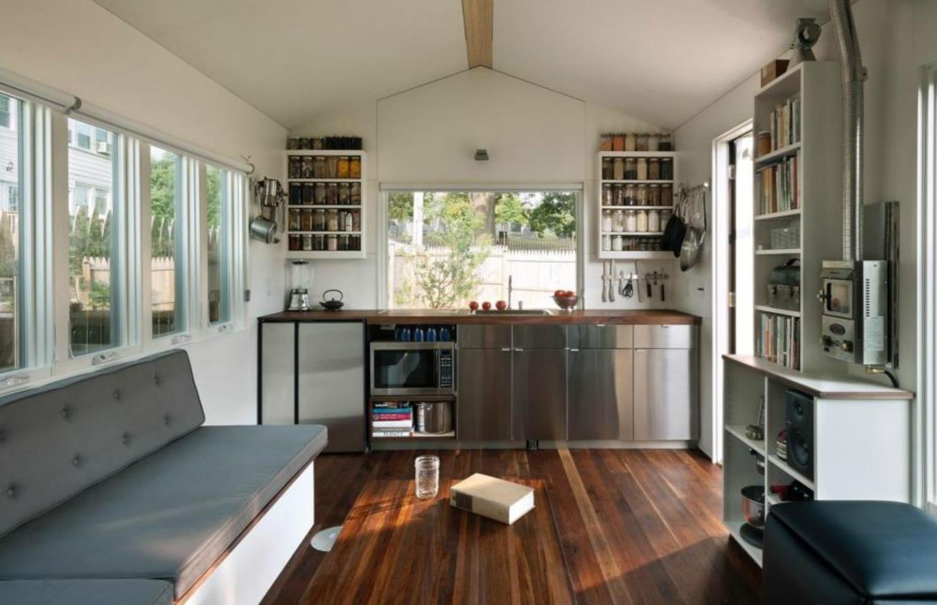Minim House, International