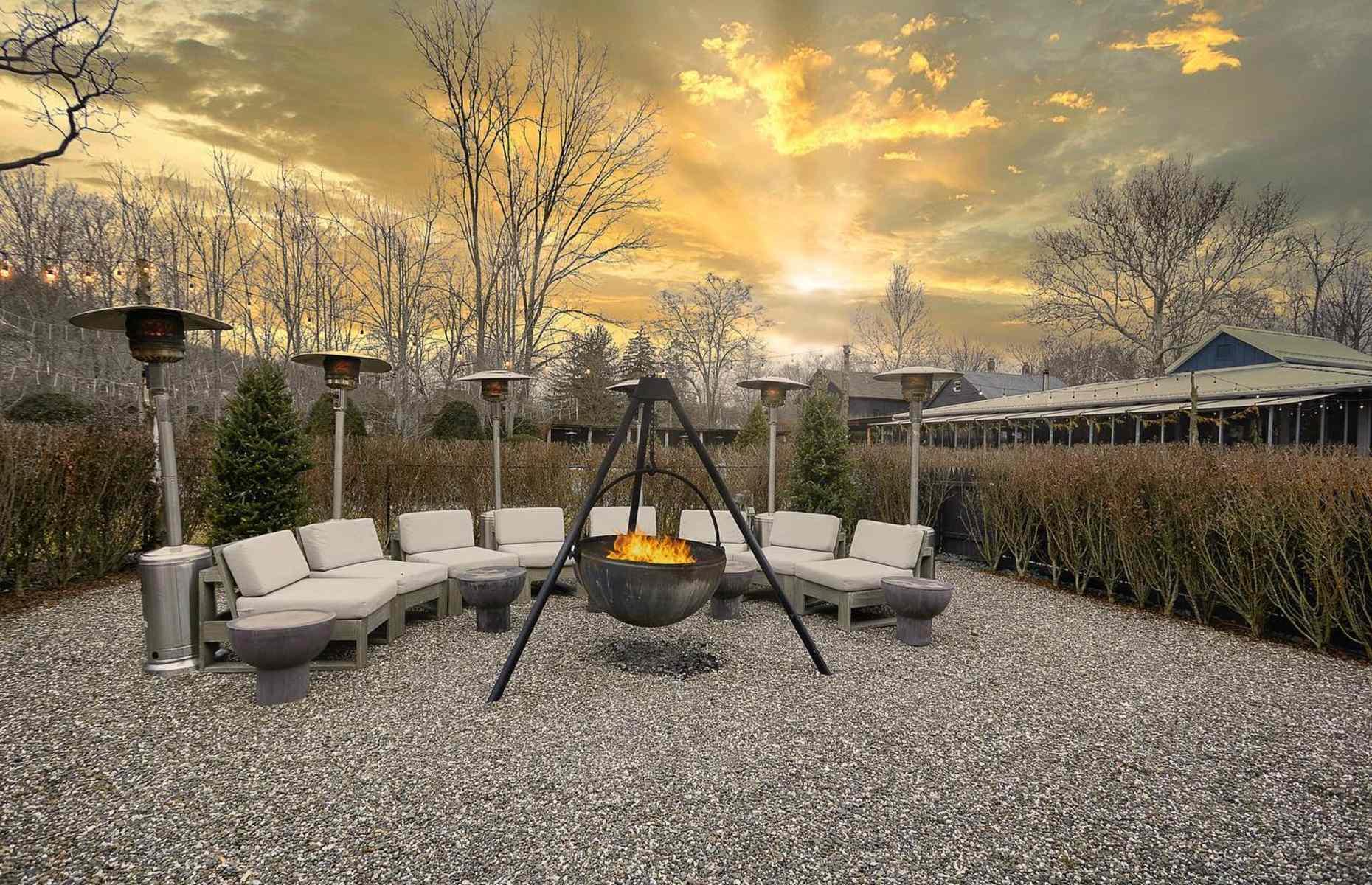 26. Valley Rock Inn, New York