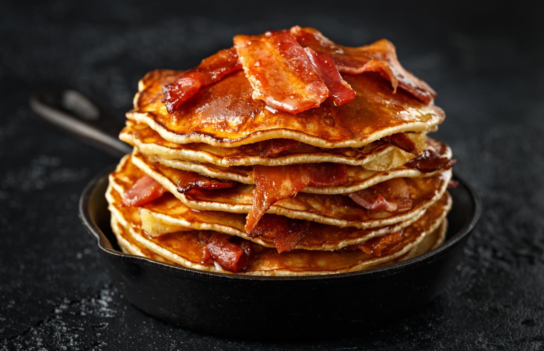 https://loveincorporated.blob.core.windows.net/contentimages/largesize/94fa1cdb-a977-4cf4-b774-91be4a63755e-maple-bacon-pancakes.jpg