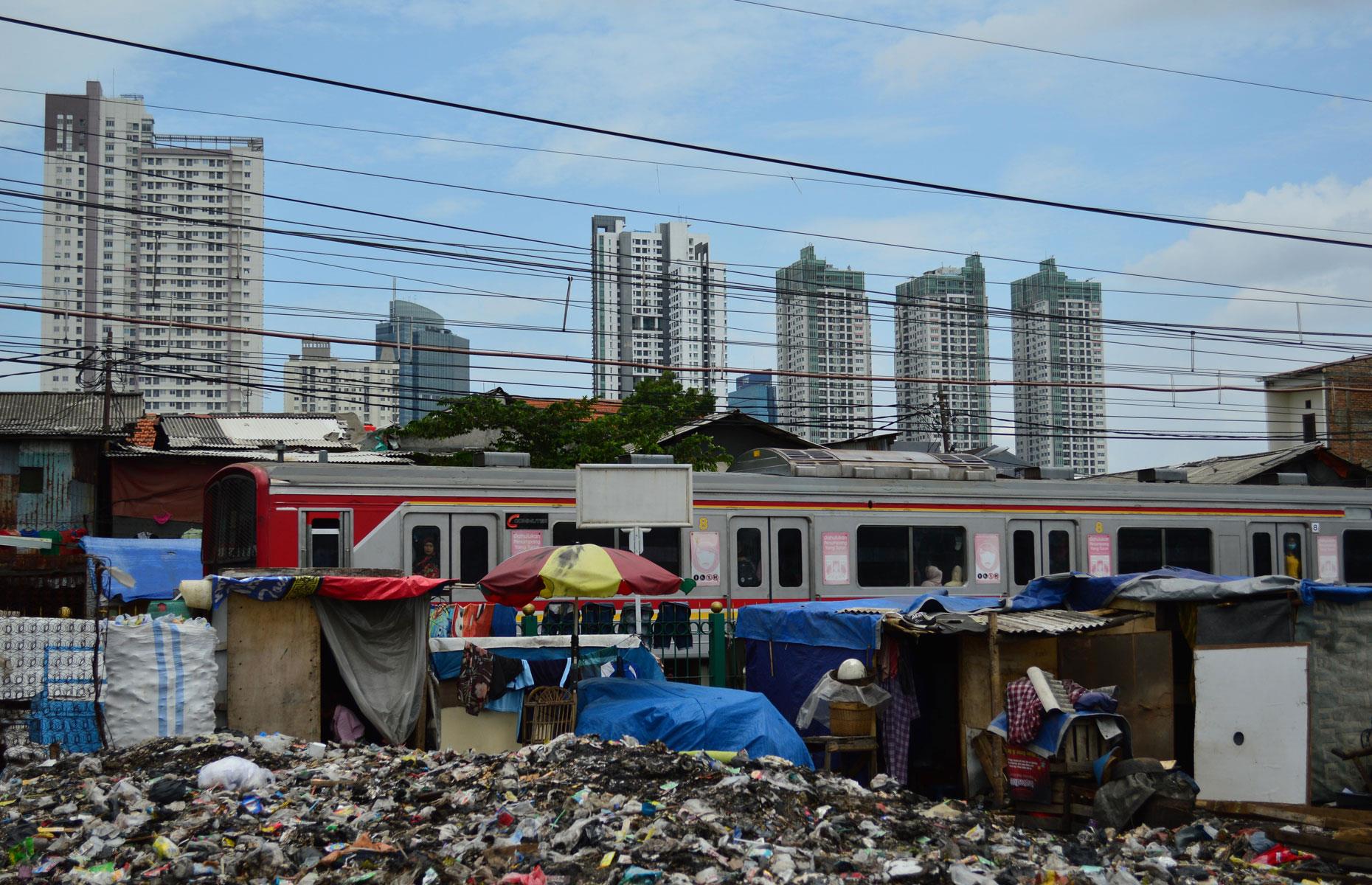 Indonesia, Gini income index score: 36.1