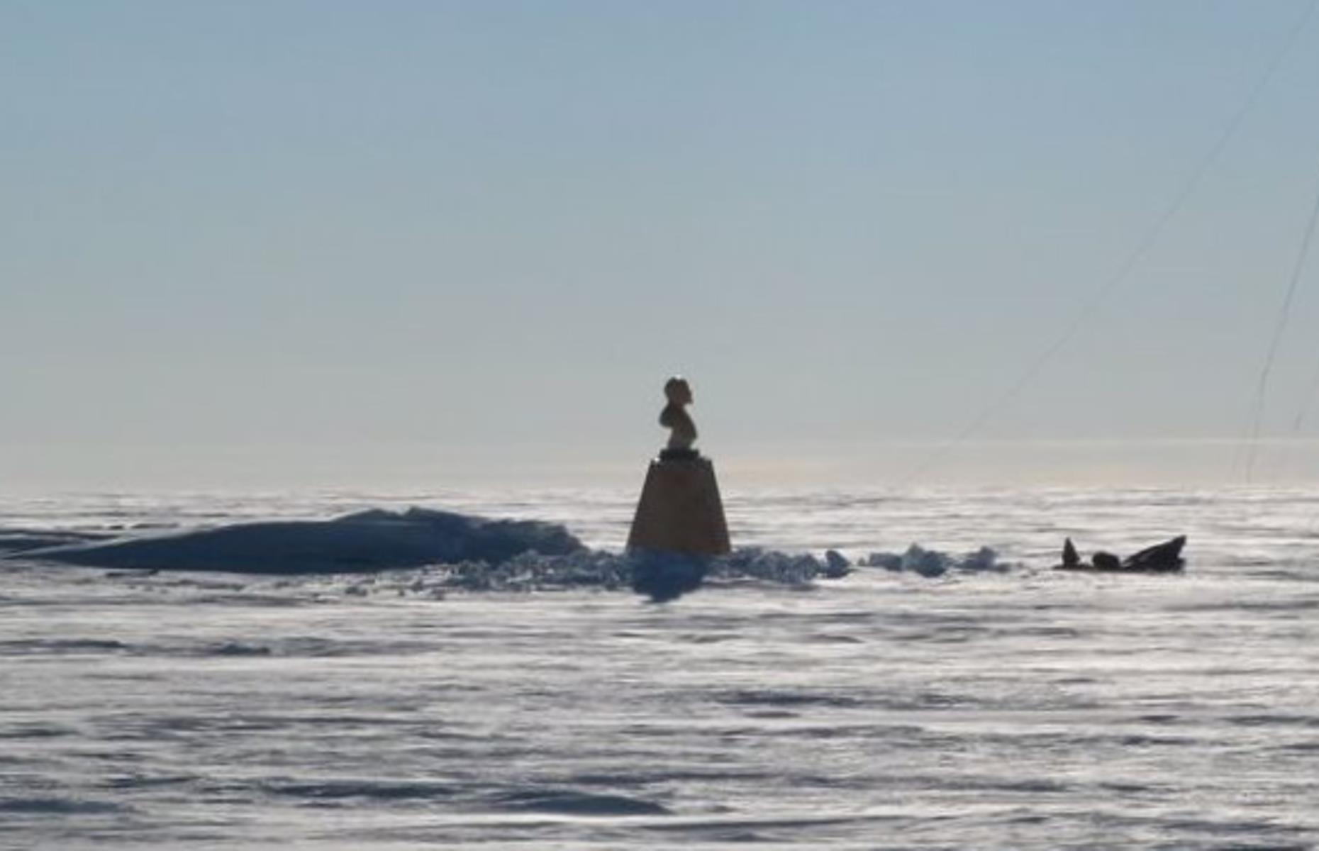 There’s a surprising monument in the middle of the continent...