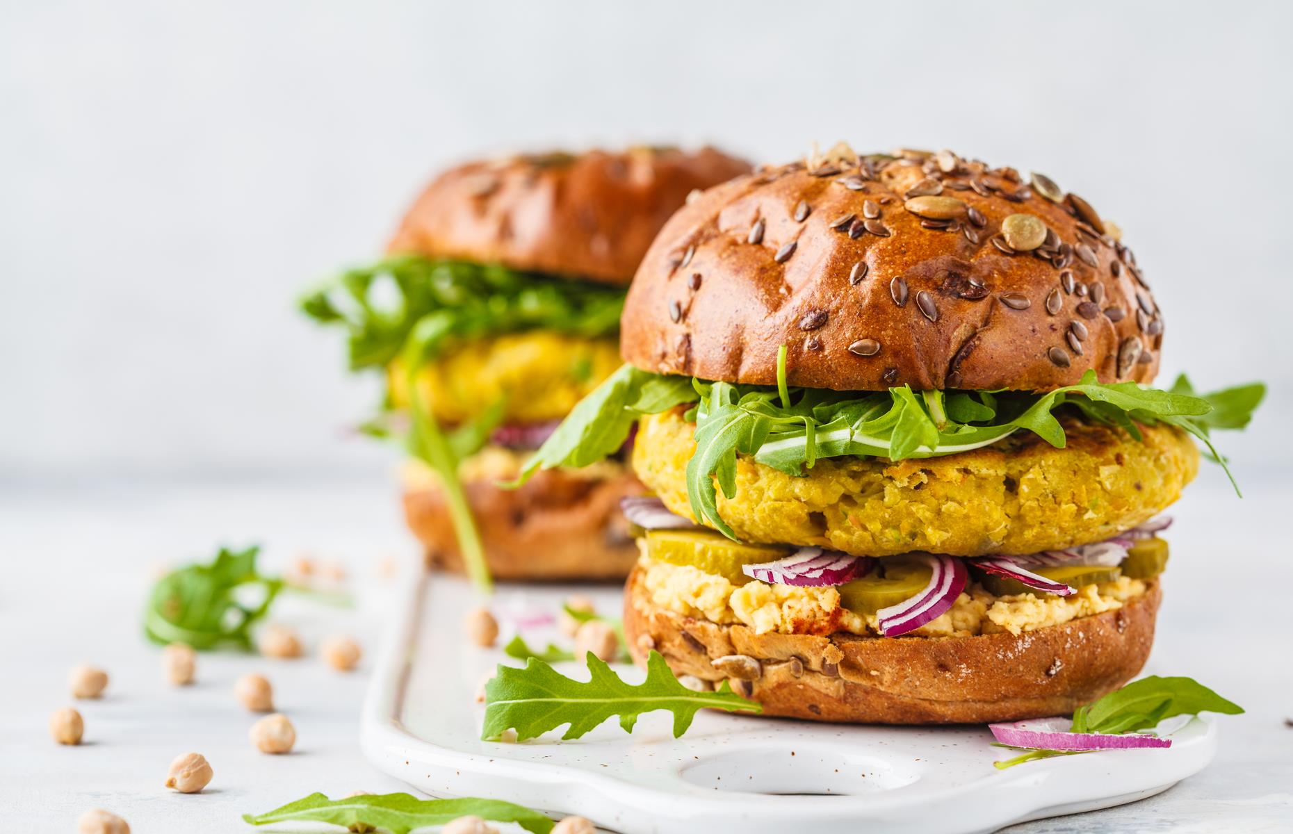 Weniger essen: Ungesunde vegane Lebensmittel