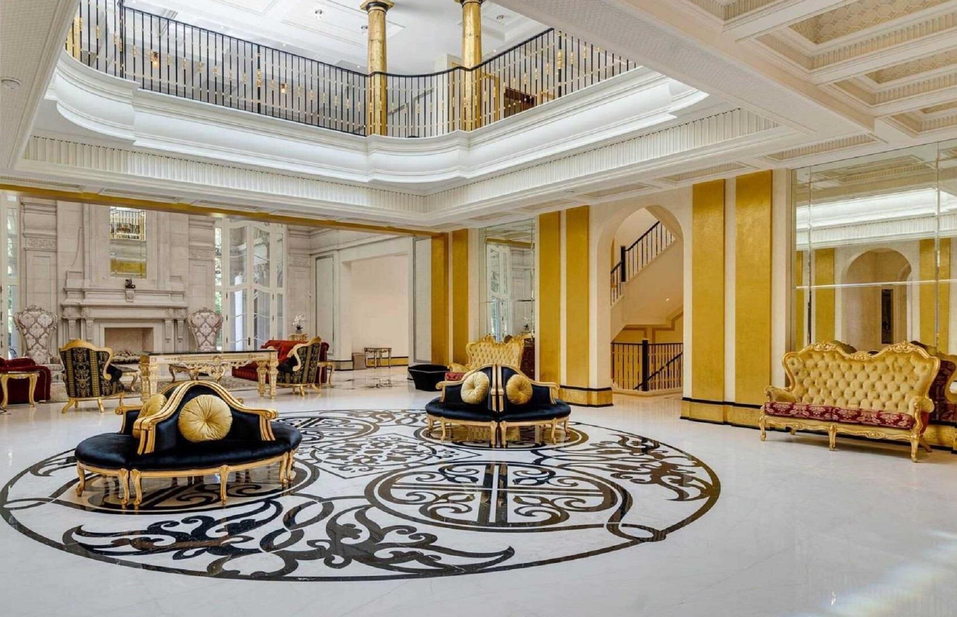 Saint George Manor, Mississauga, Ontario