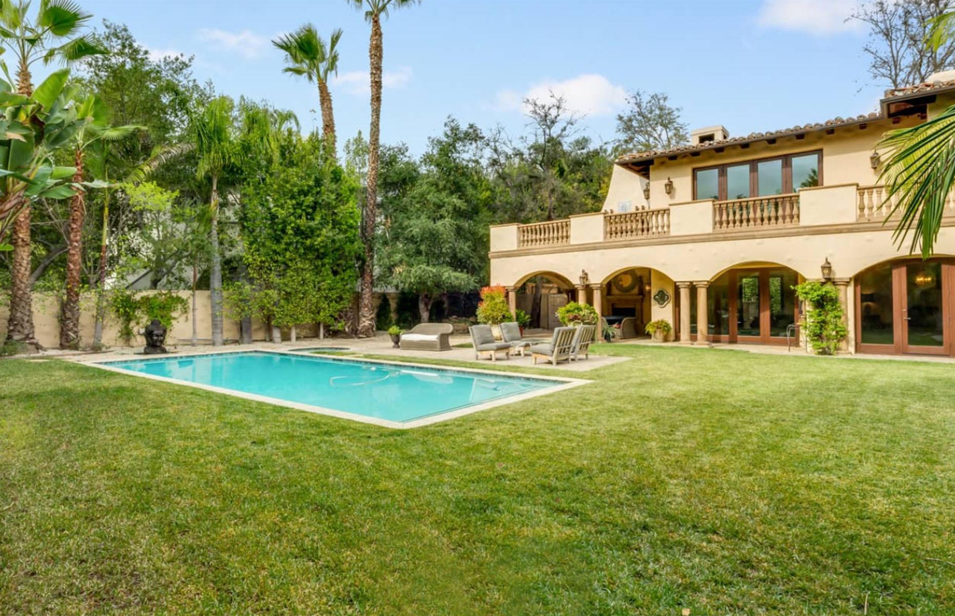 Miley Cyrus' lavish LA villa
