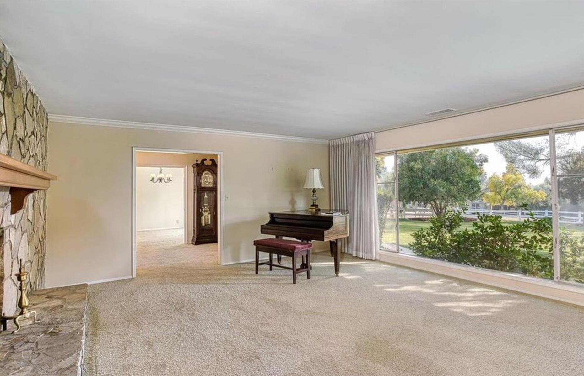 Kanye's Hidden Hills home near Kim