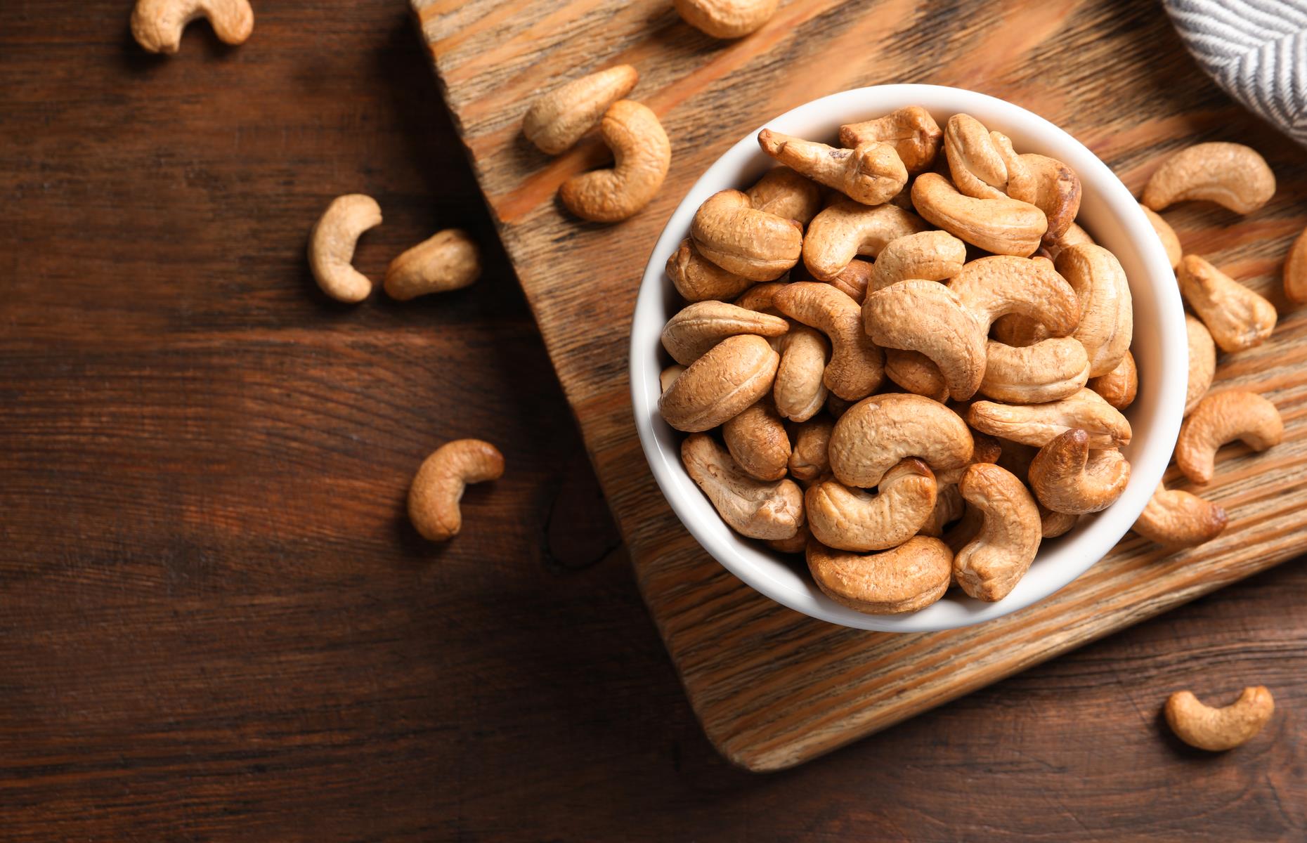 15. Cashews 