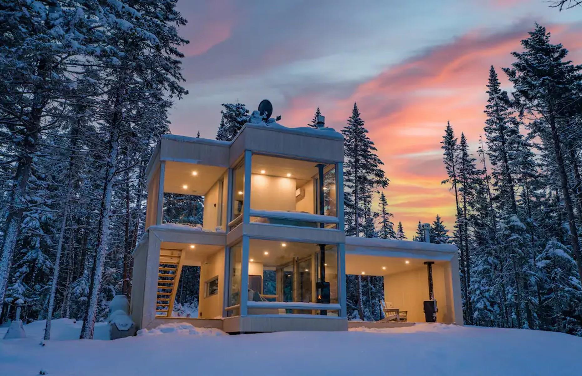MICA (Chalets Micro-Element), Lac-Beauport, Quebec, Canada 