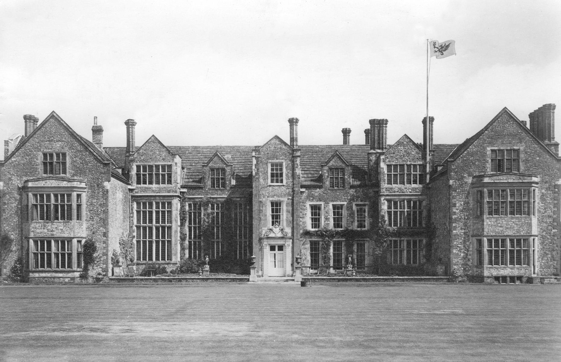 Failing stately homes