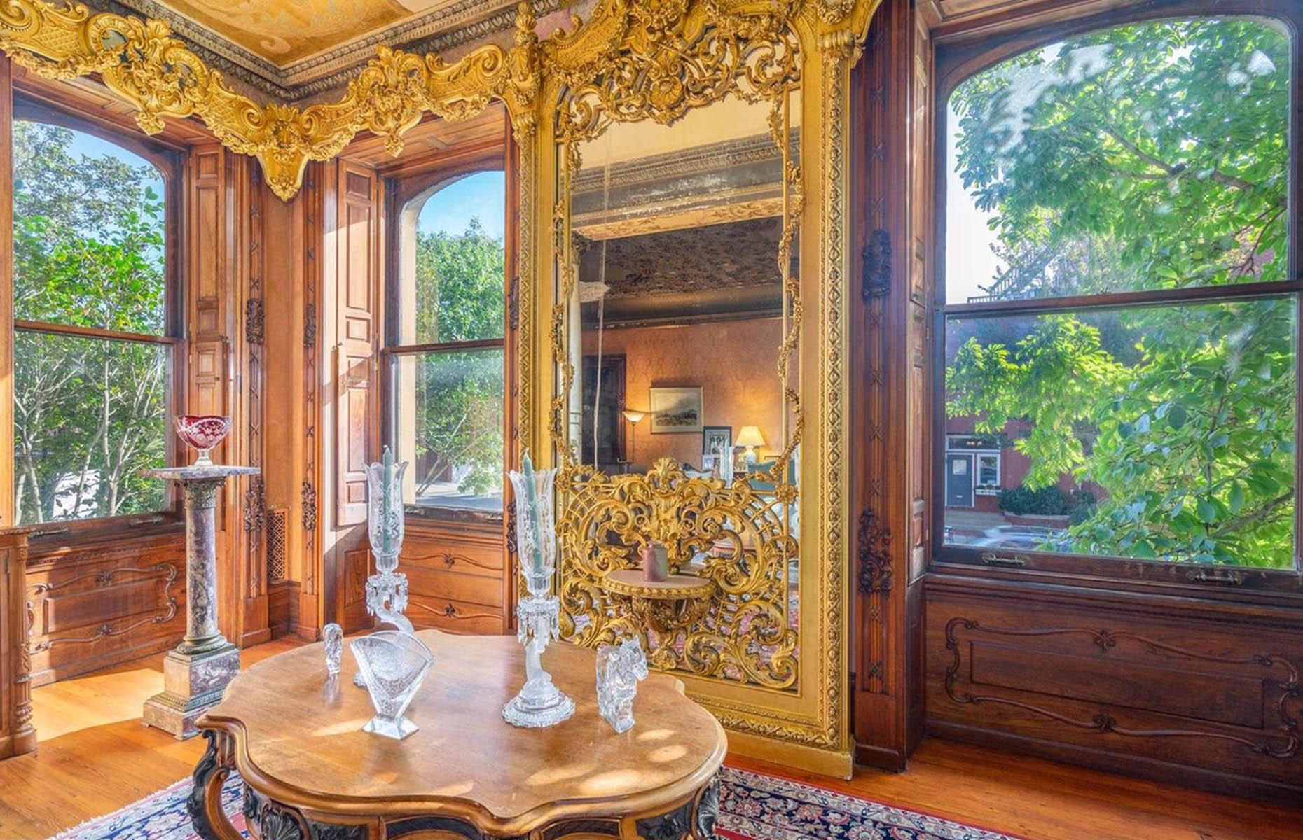 1800s: Victorian mansion, Pennsylvania, USA