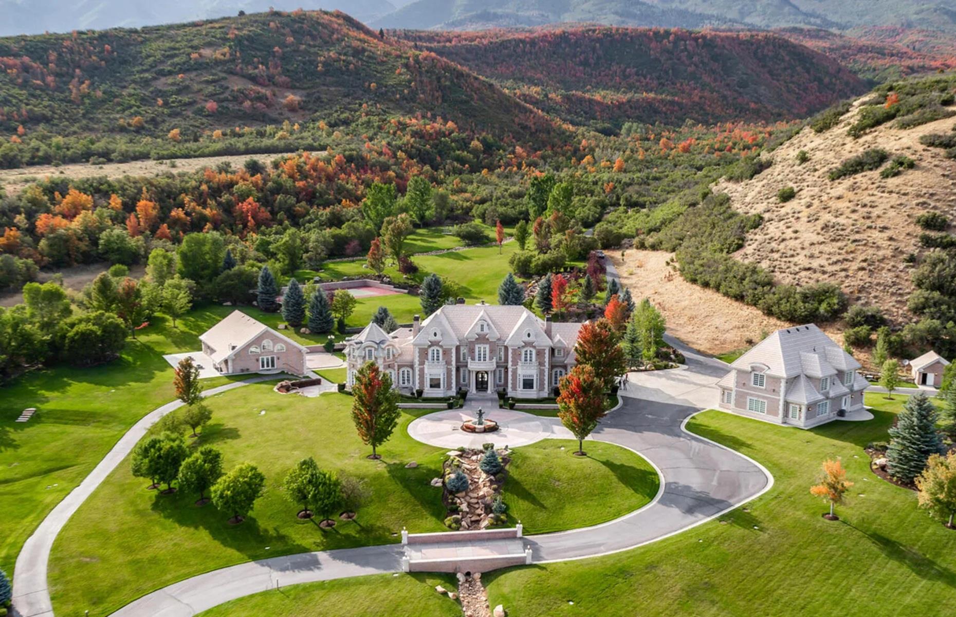 High-end equestrian estate
