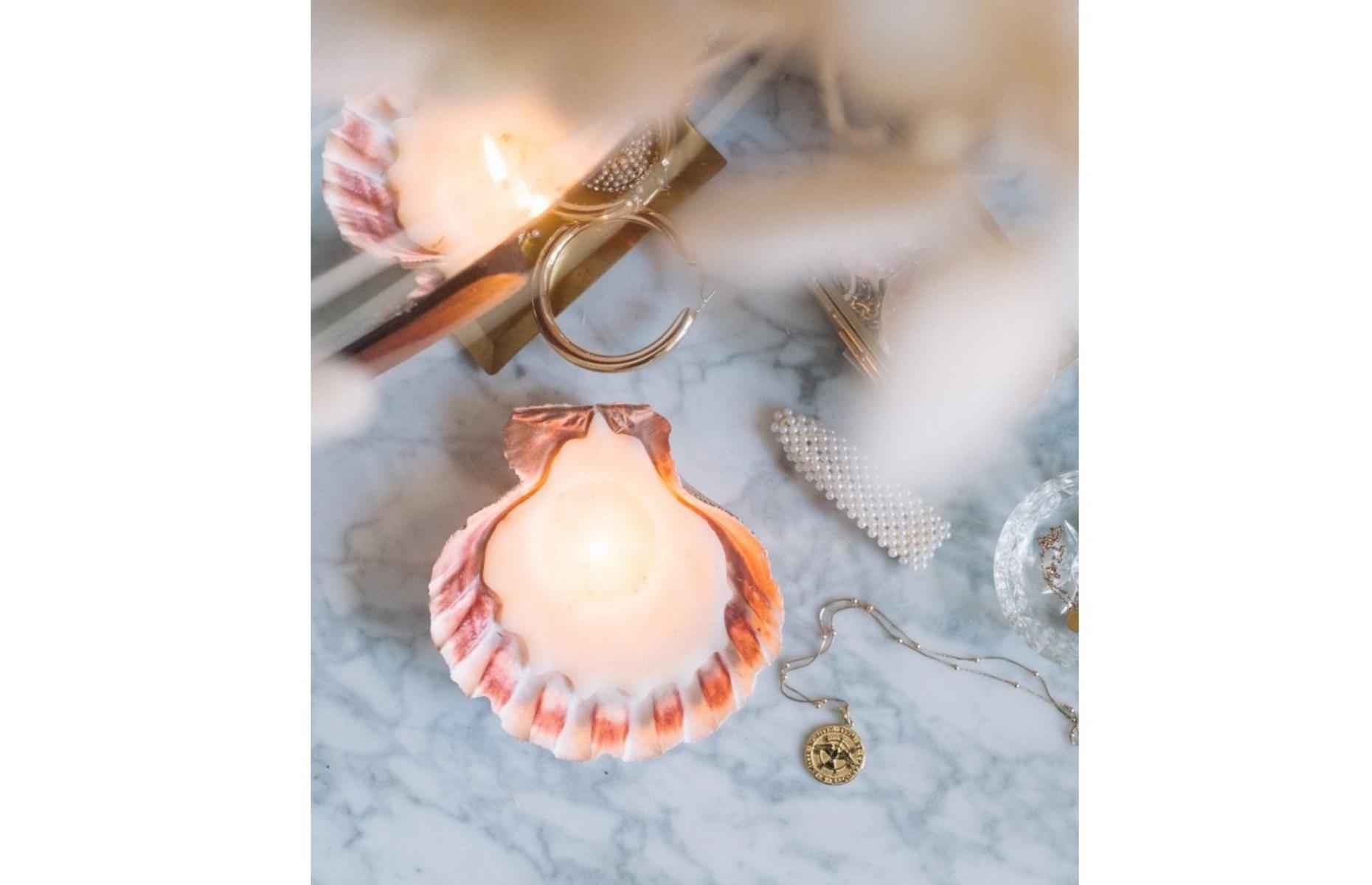 Shell candles