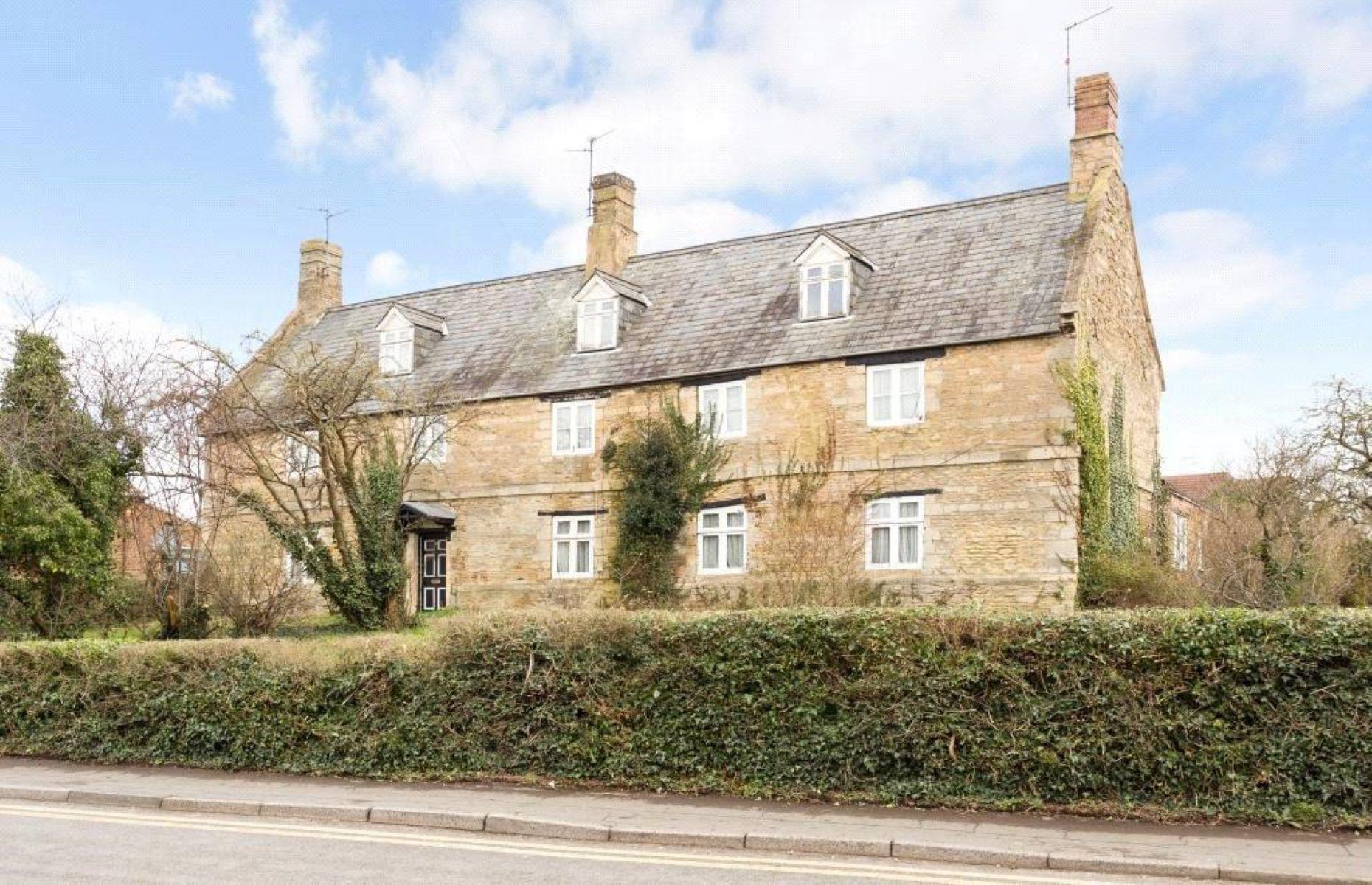 Manor Farm House, Manor Farm House, Cambridgeshire, UK: $617,000, UK: £575,000 ($617k)
