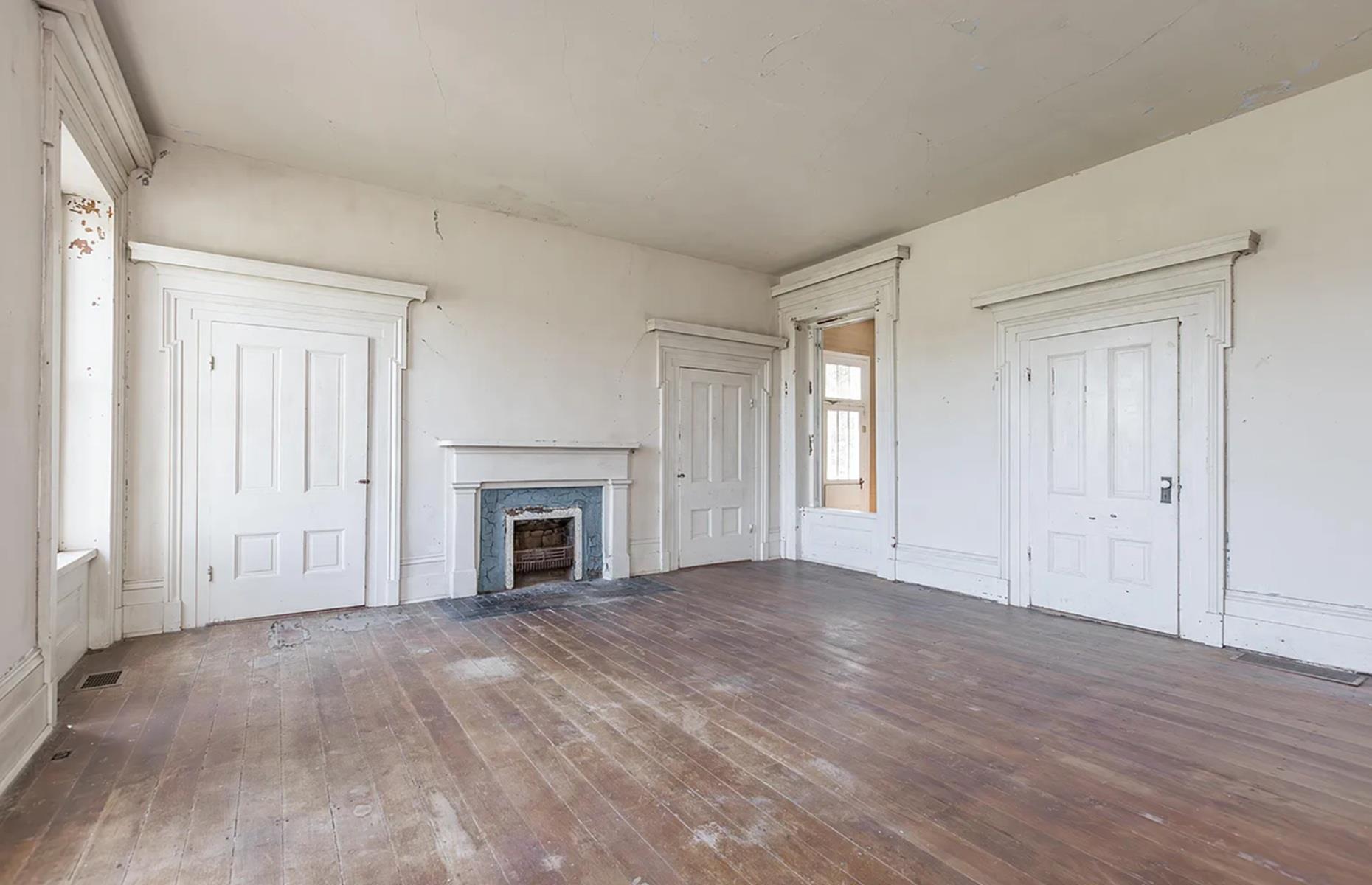 Greek Revival-style mansion: decorative fireplaces