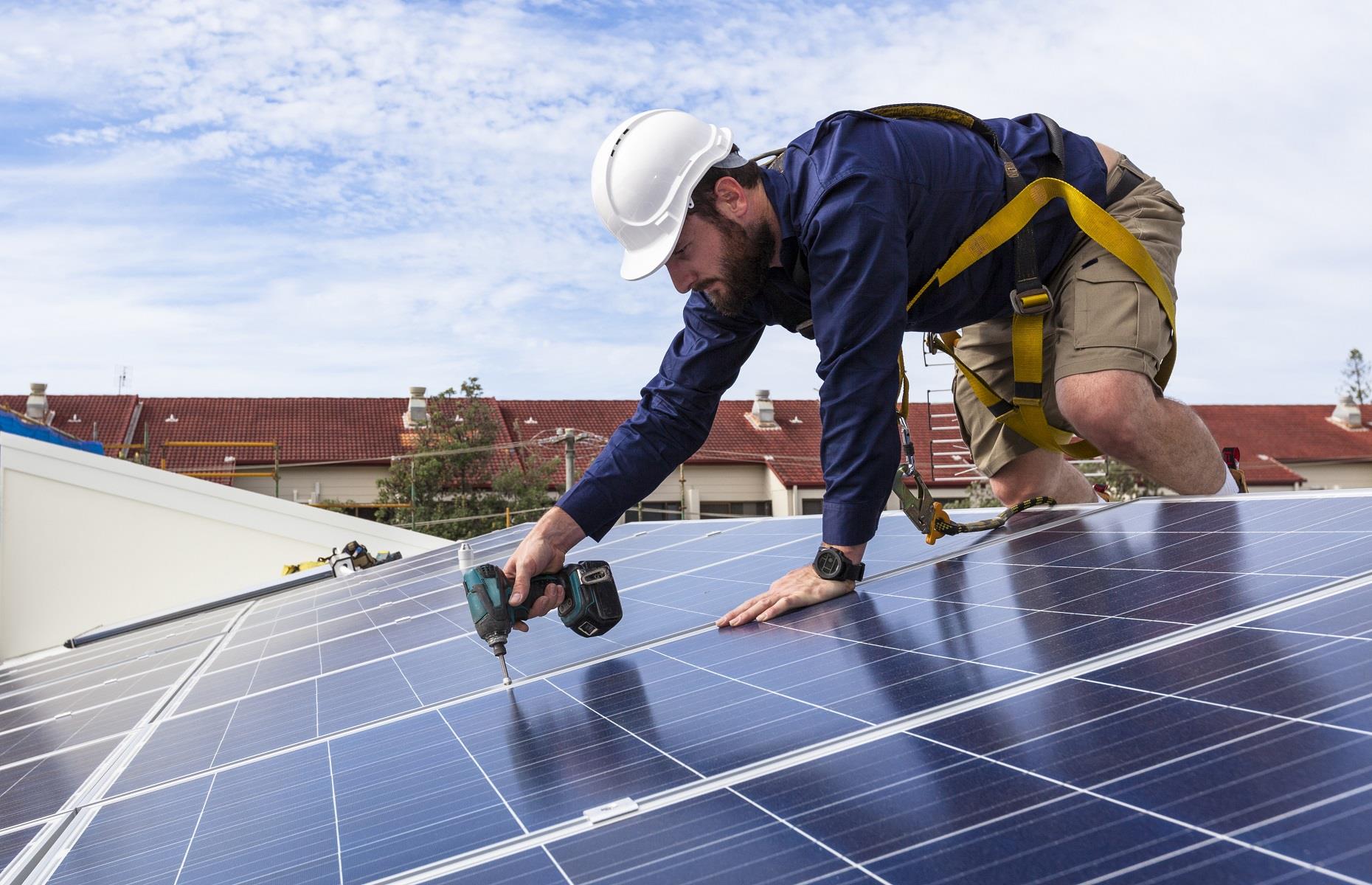 Fitting solar panels: estimated loss, £13,825