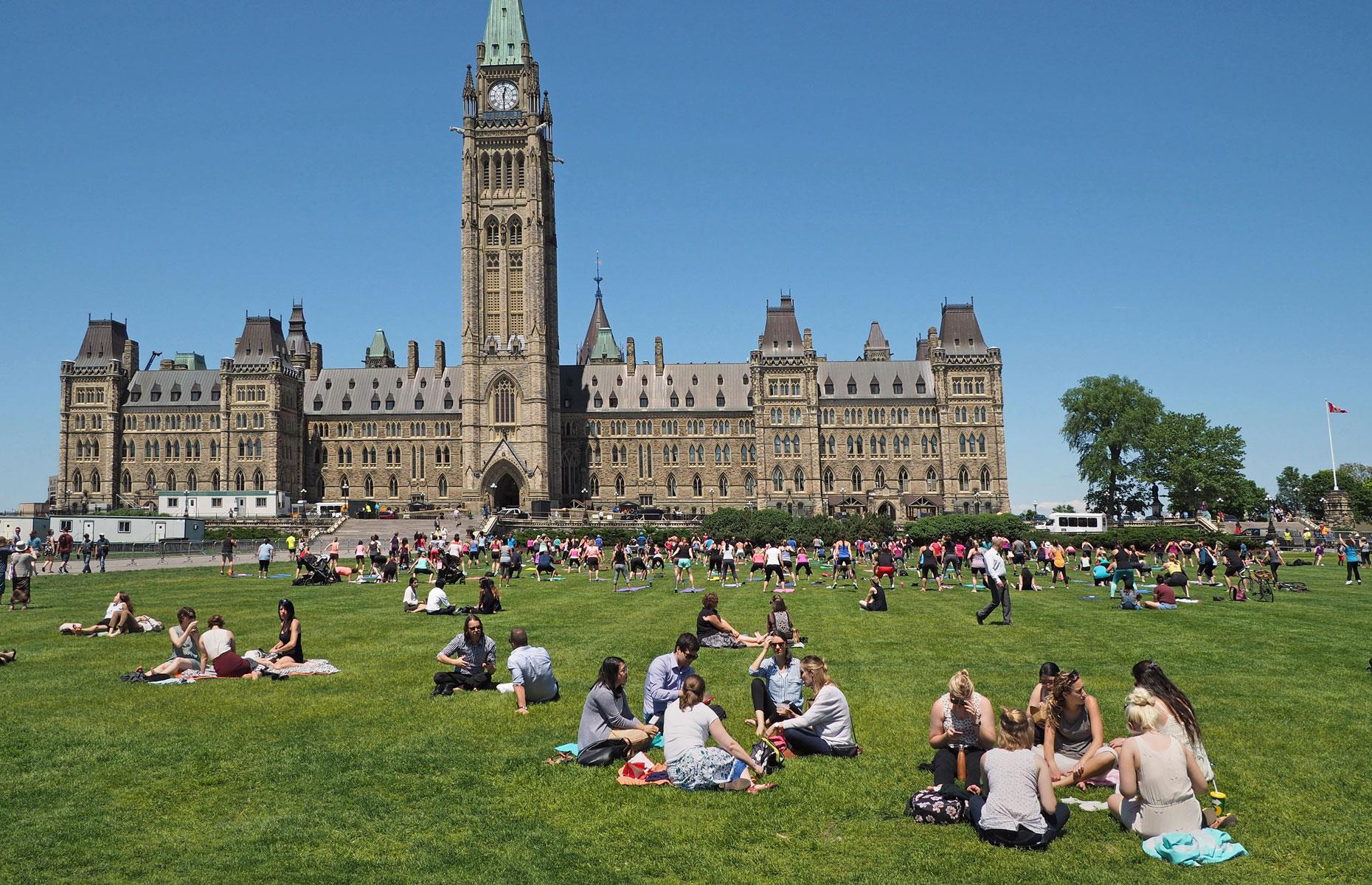 Canada – Gouvernement fédéral canadien : 367 772 salariés