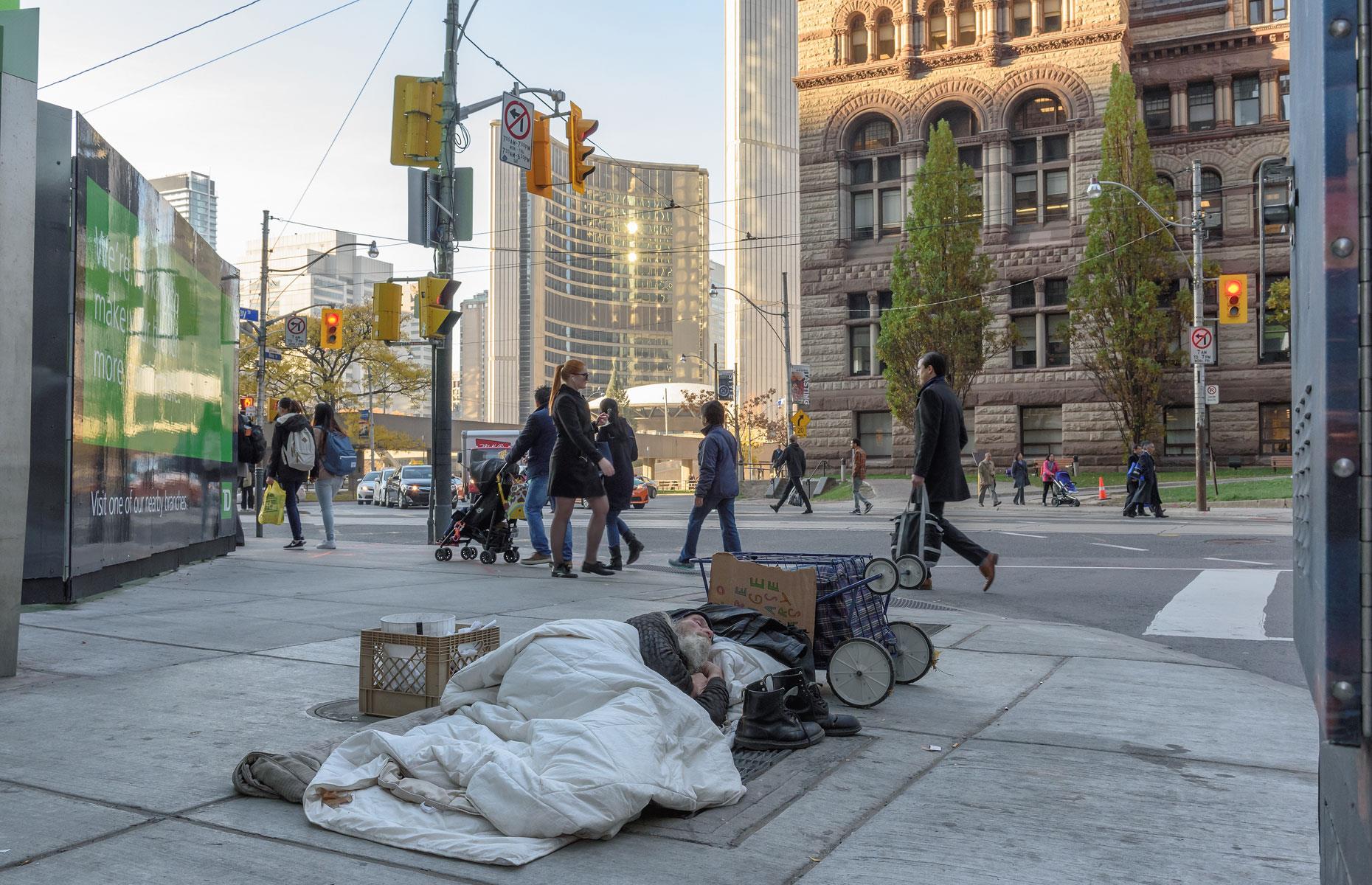 Canada: 11.6% of the population in poverty