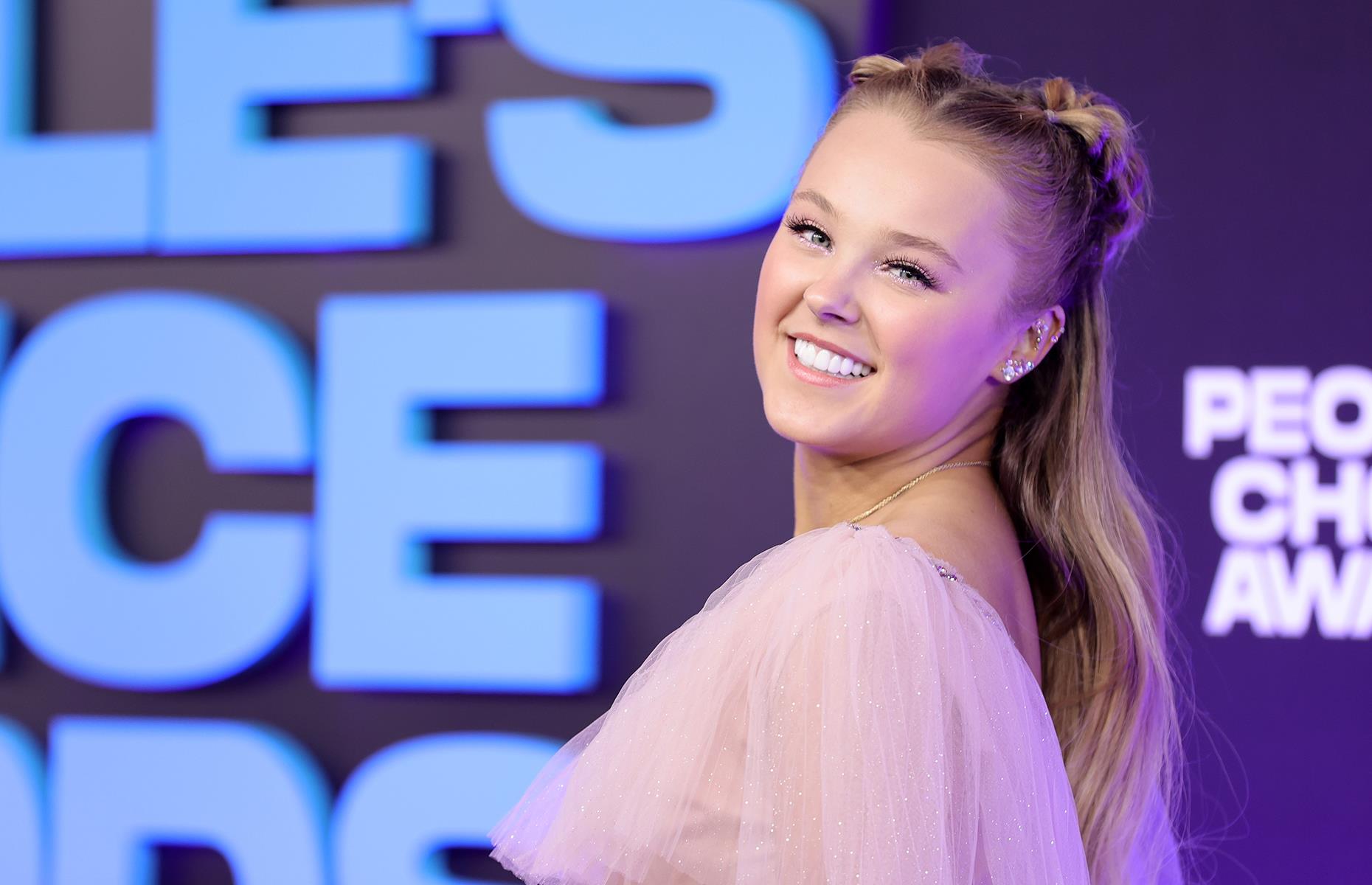 15. JoJo Siwa