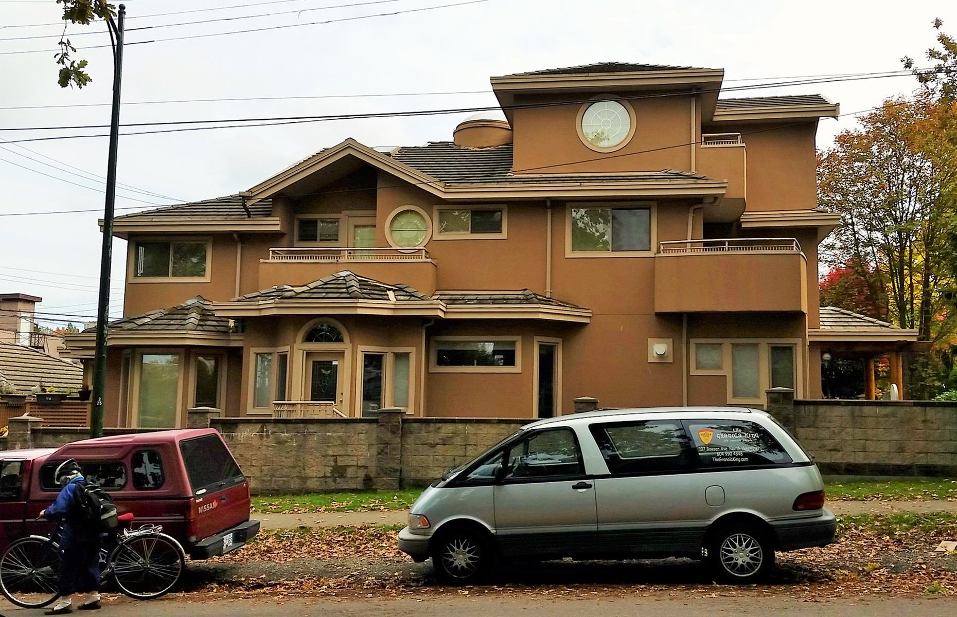 Brown house, Vancouver, Canada
