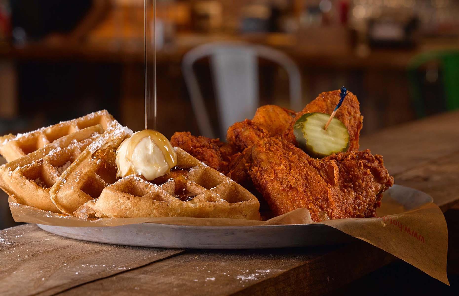Kentucky: Joella's Hot Chicken, Louisville