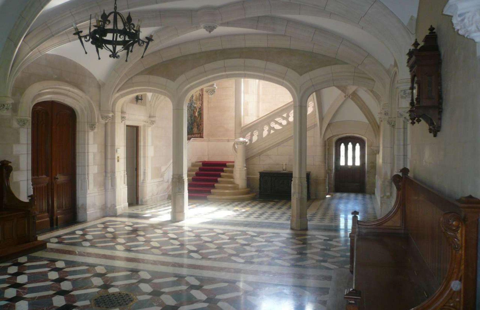 34-bedroom chateau, Franche-Comte, France