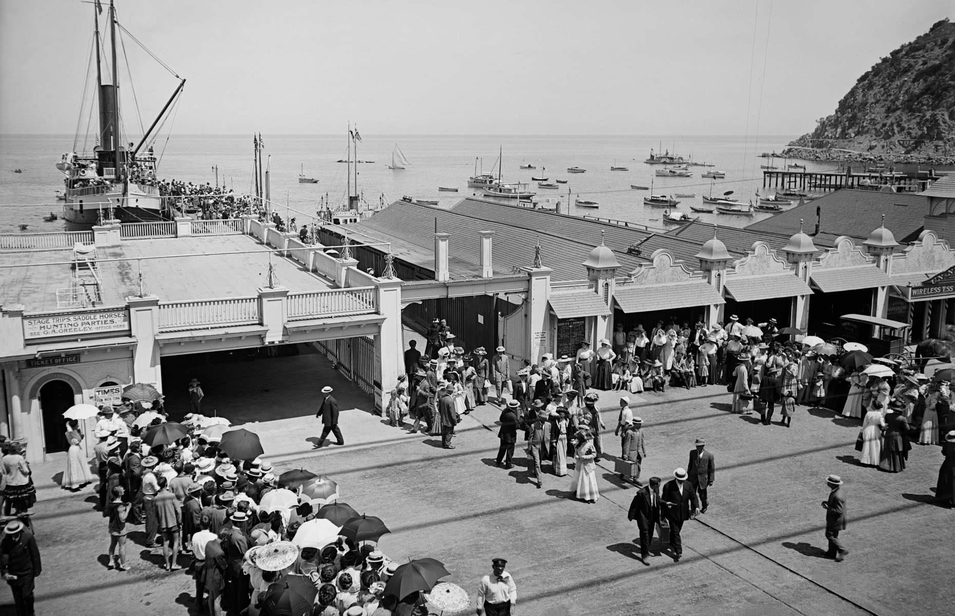 c.1915: The Avalon steamship ticket office and pier at Catalina Island