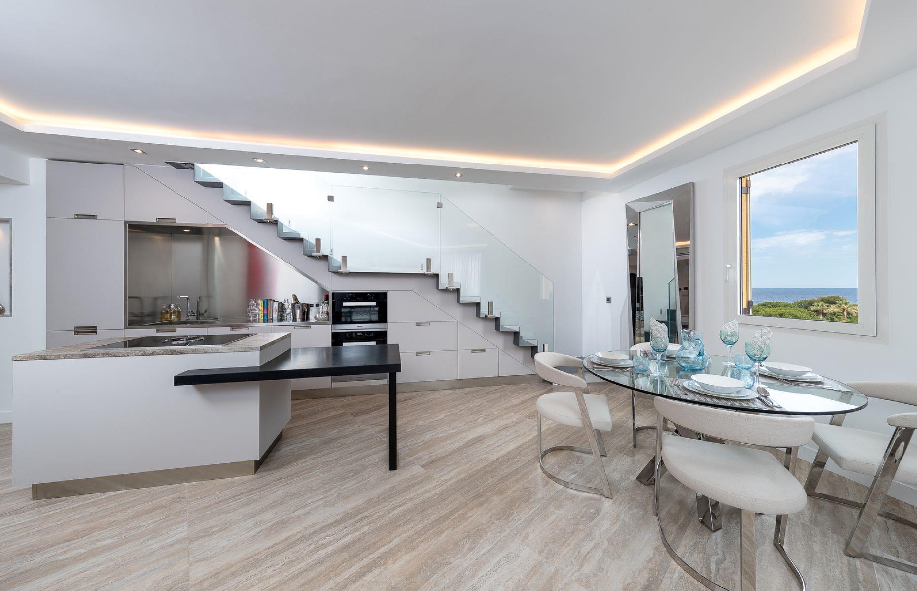 Renovated penthouse, Fontvieille, Monaco