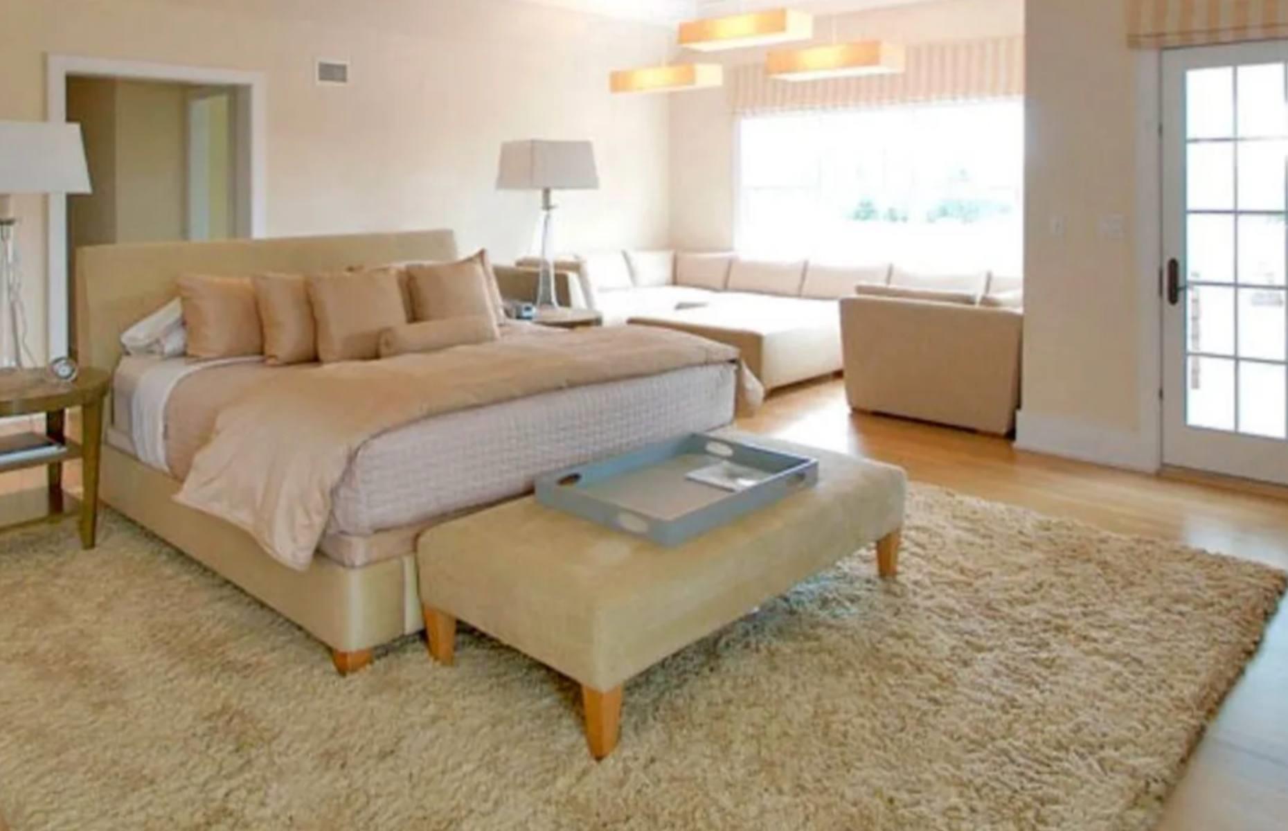 J.Lo’s Hamptons estate