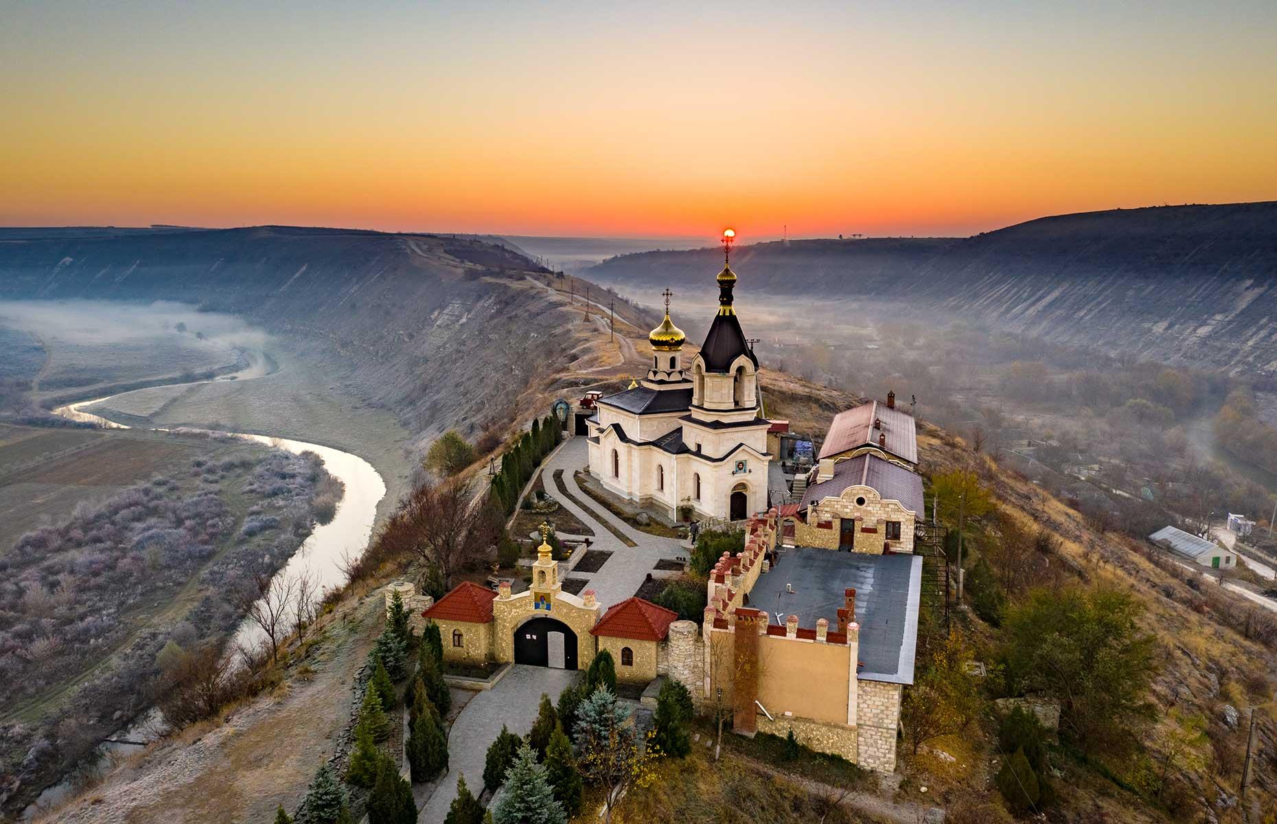 Moldova: 145,000 visitors per year