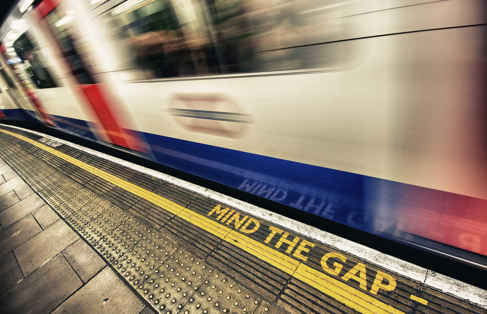 Listen to the Mind the Gap announcement at Embankment