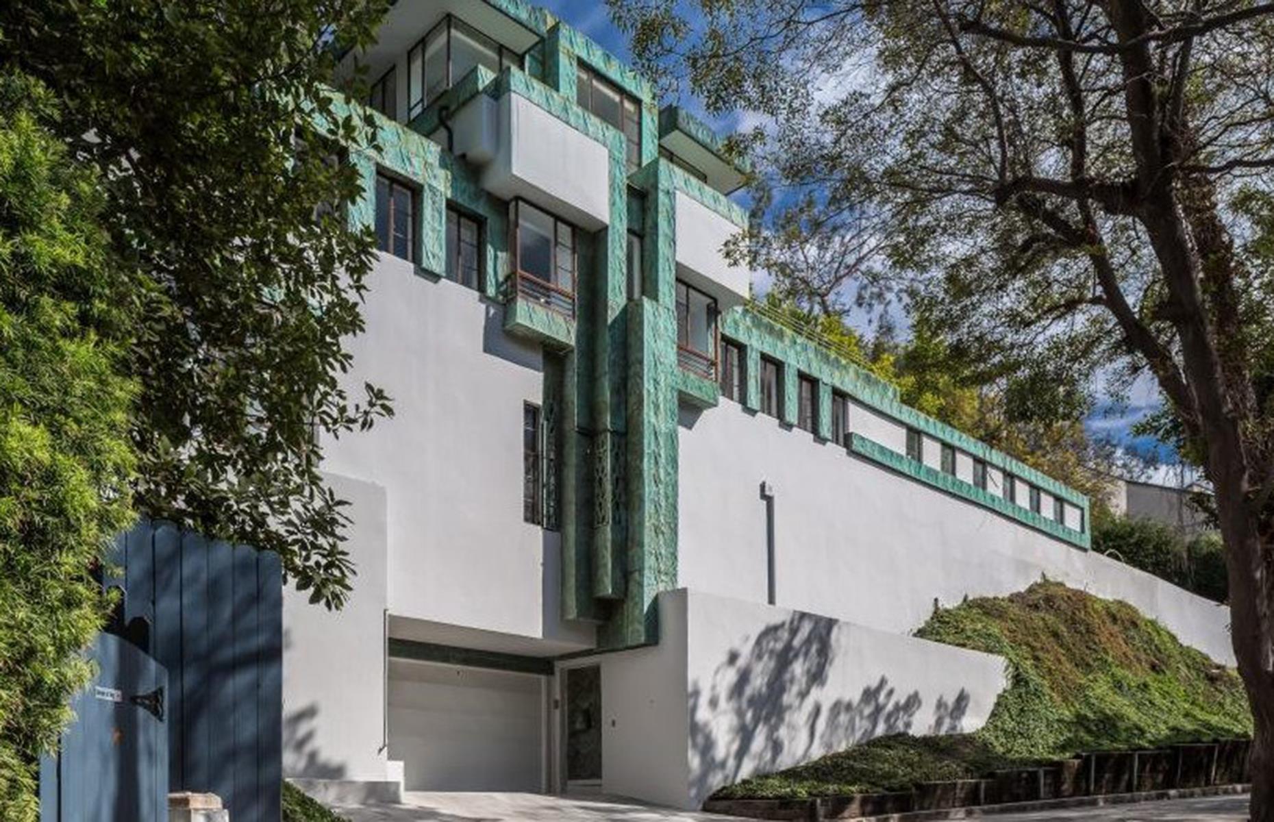 Amazing Art Deco houses for sale