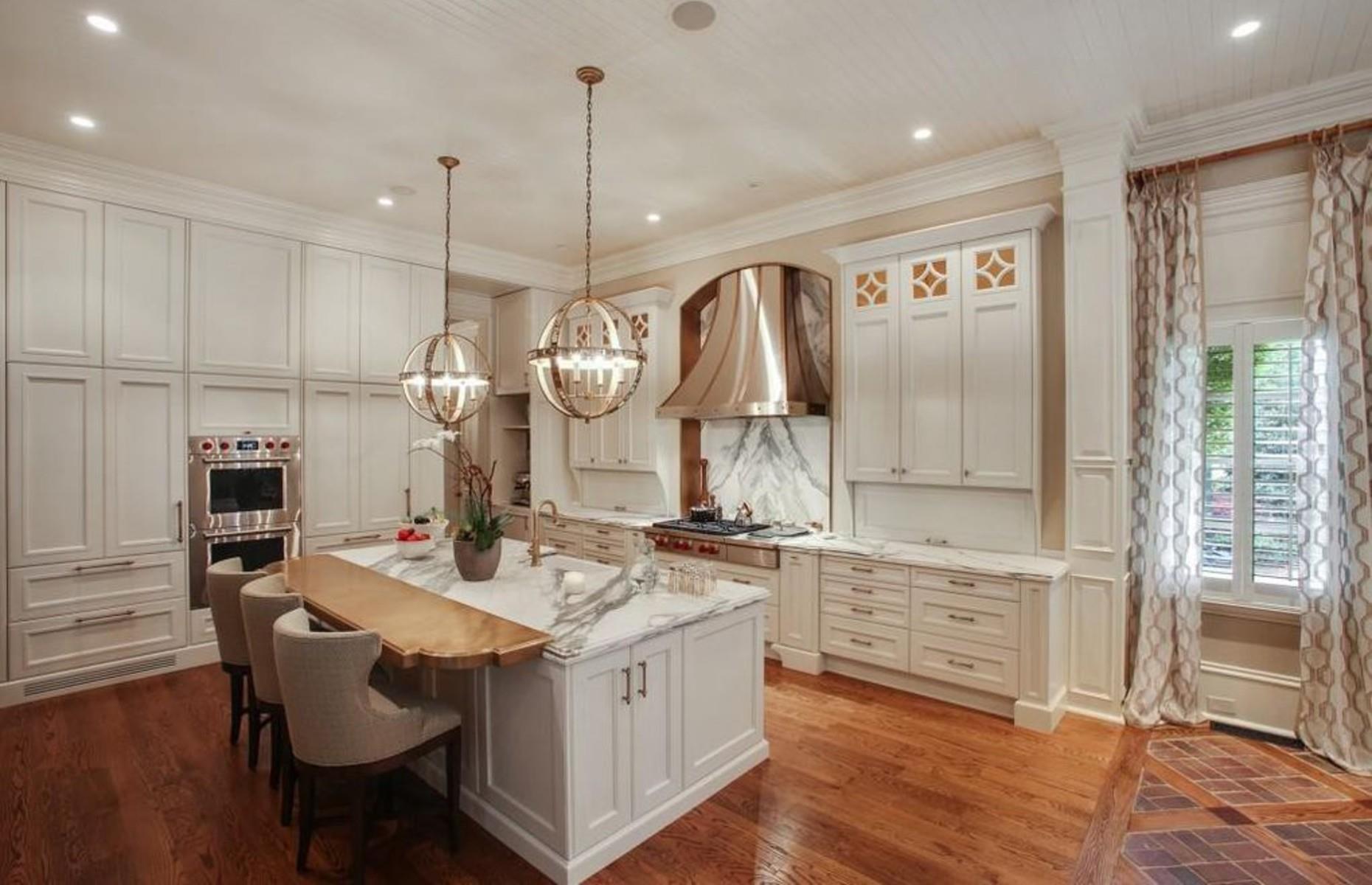 Greek Revival house, Duluth, Georgia: $4 million (£3.2m)