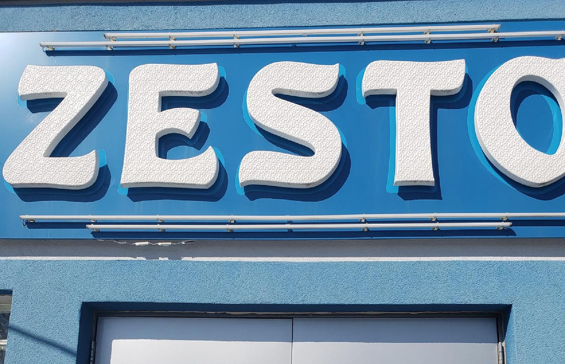 South Dakota: Zesto, Mitchell