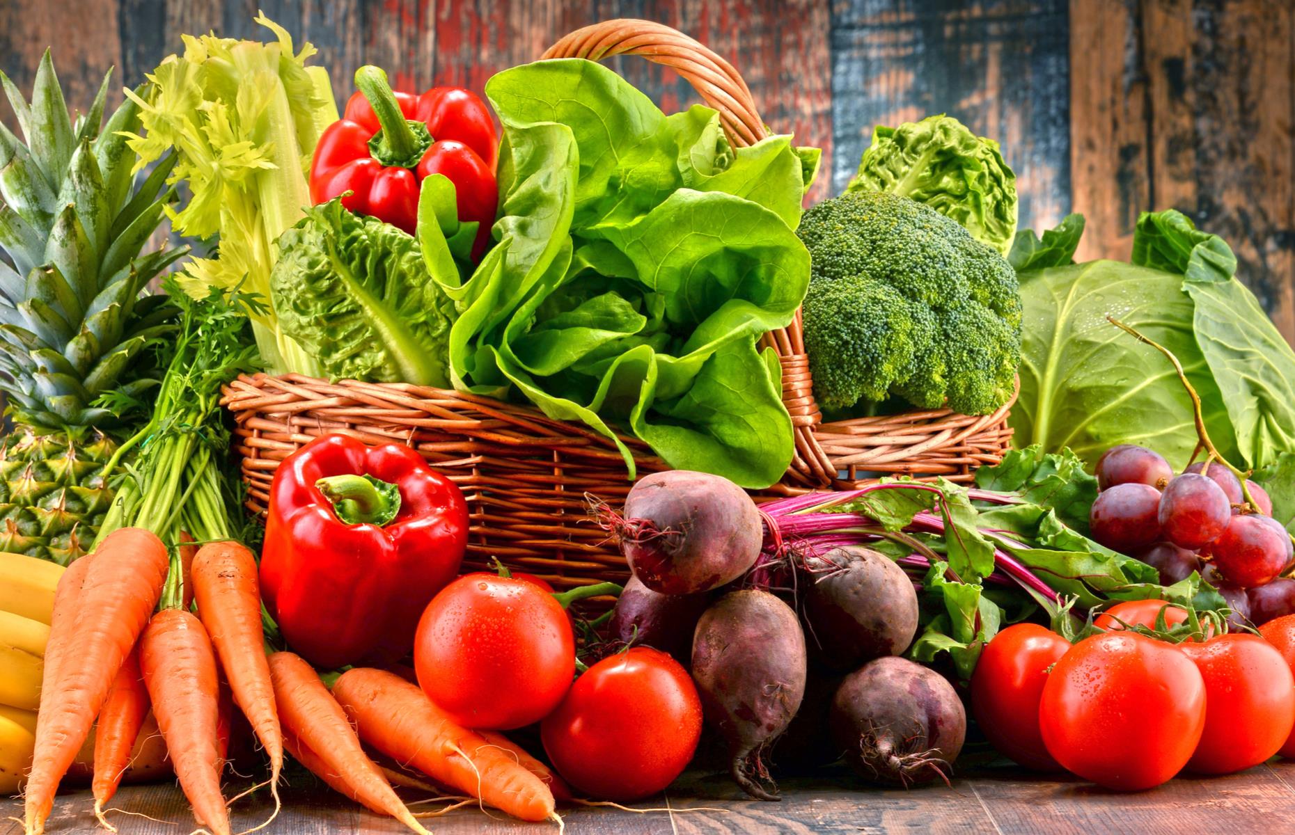 4. Pile on the vegetables