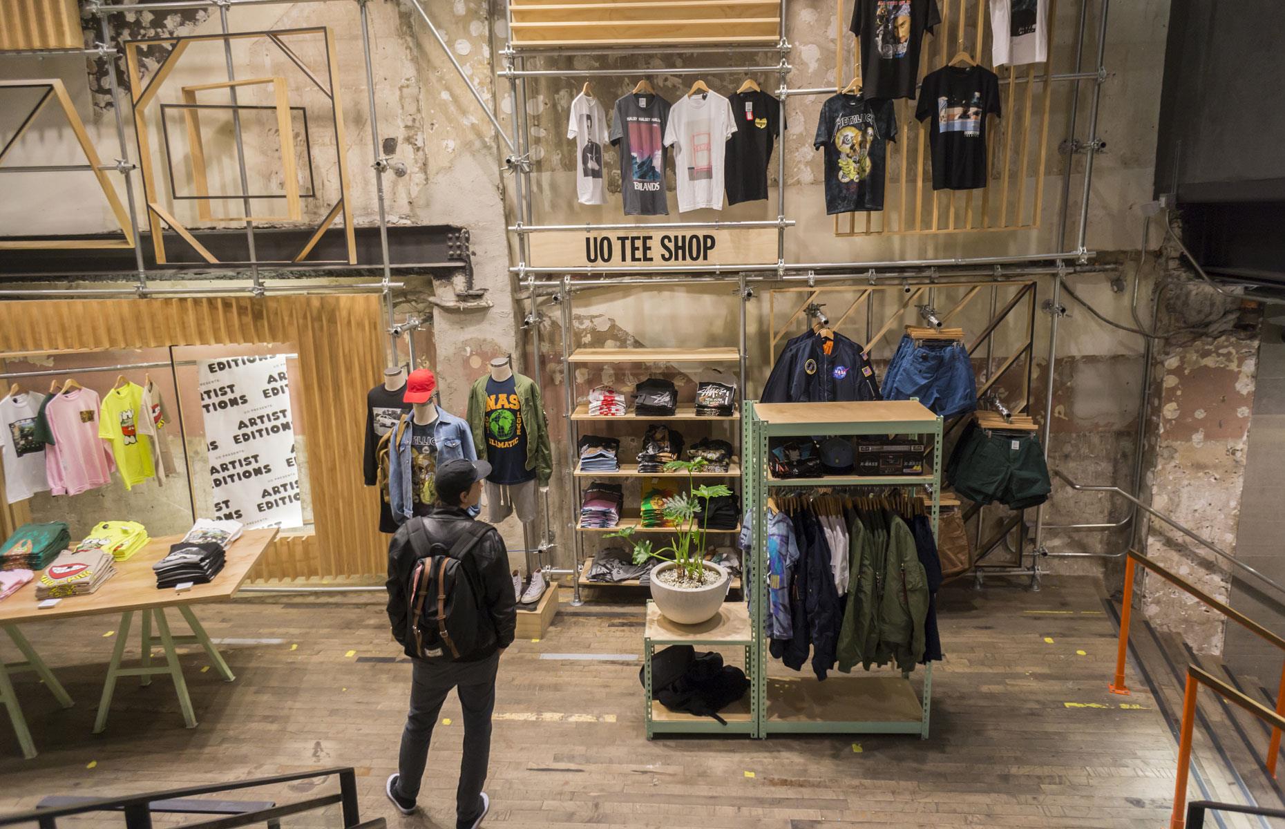 Urban Outfitters: 23,000 employees
